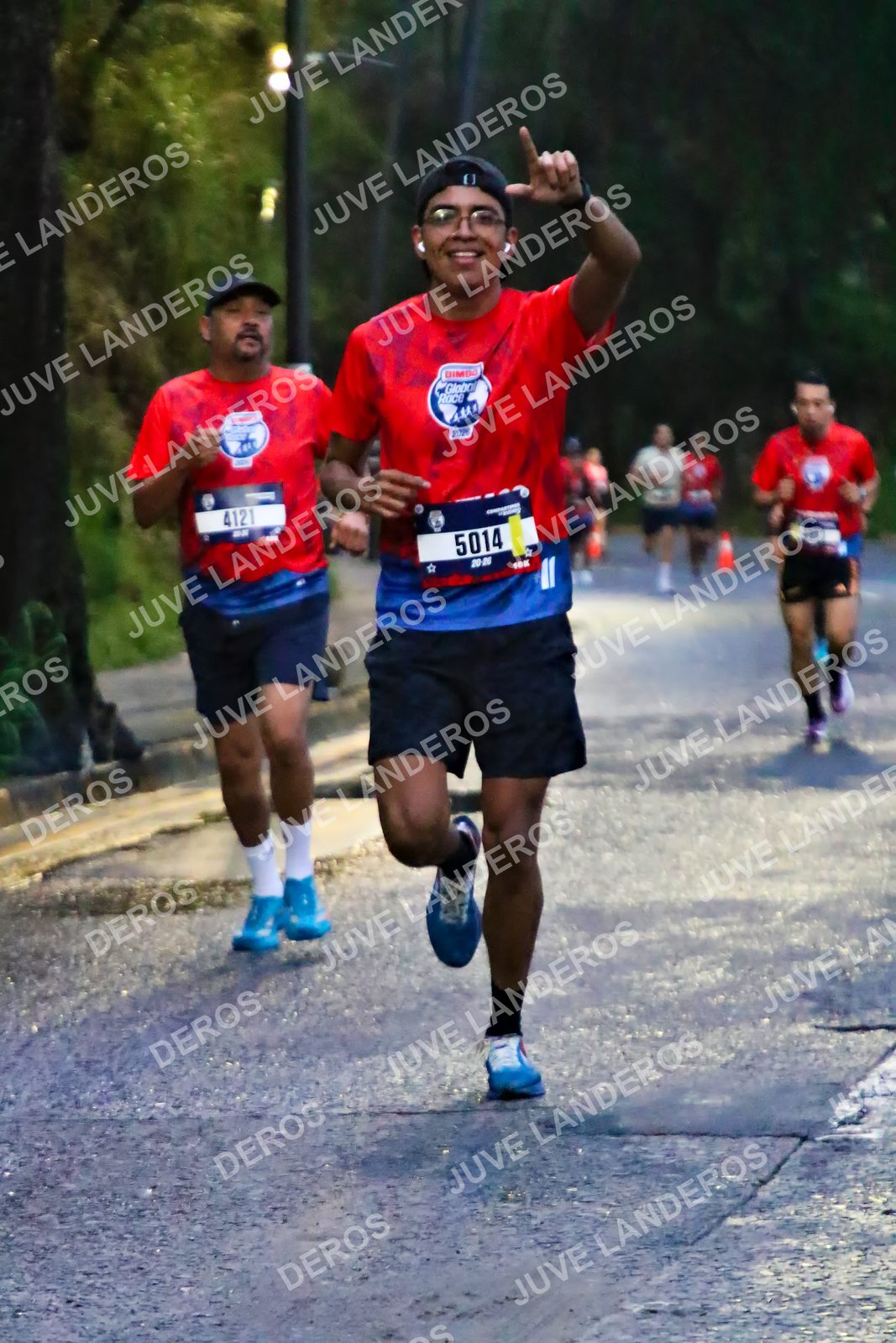 Foto de la CARRERA BIMBO GLOBAL RACE GUADALAJARA en Centro Comercial Andares, Blvd. Puerta de Hierro 4965, Zapopan a las 06:37 · dorsal 5014, 4121