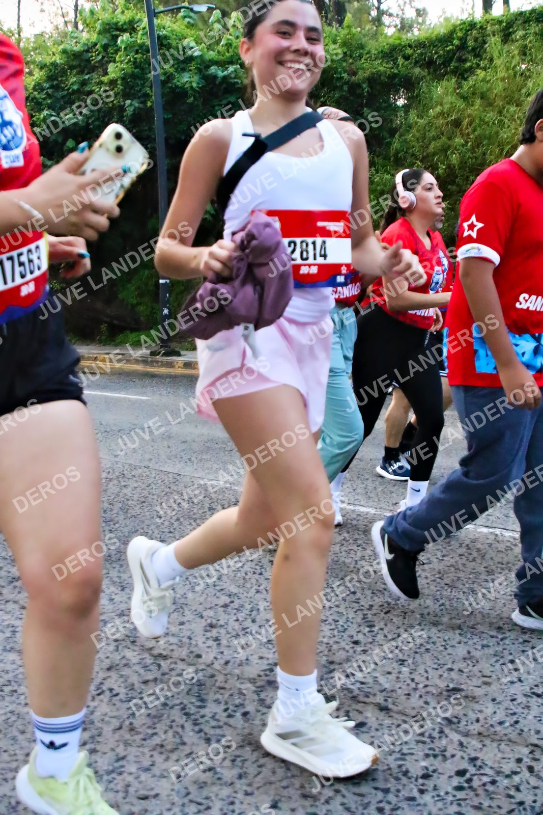 Foto de la CARRERA BIMBO GLOBAL RACE GUADALAJARA en Centro Comercial Andares, Blvd. Puerta de Hierro 4965, Zapopan a las 07:00