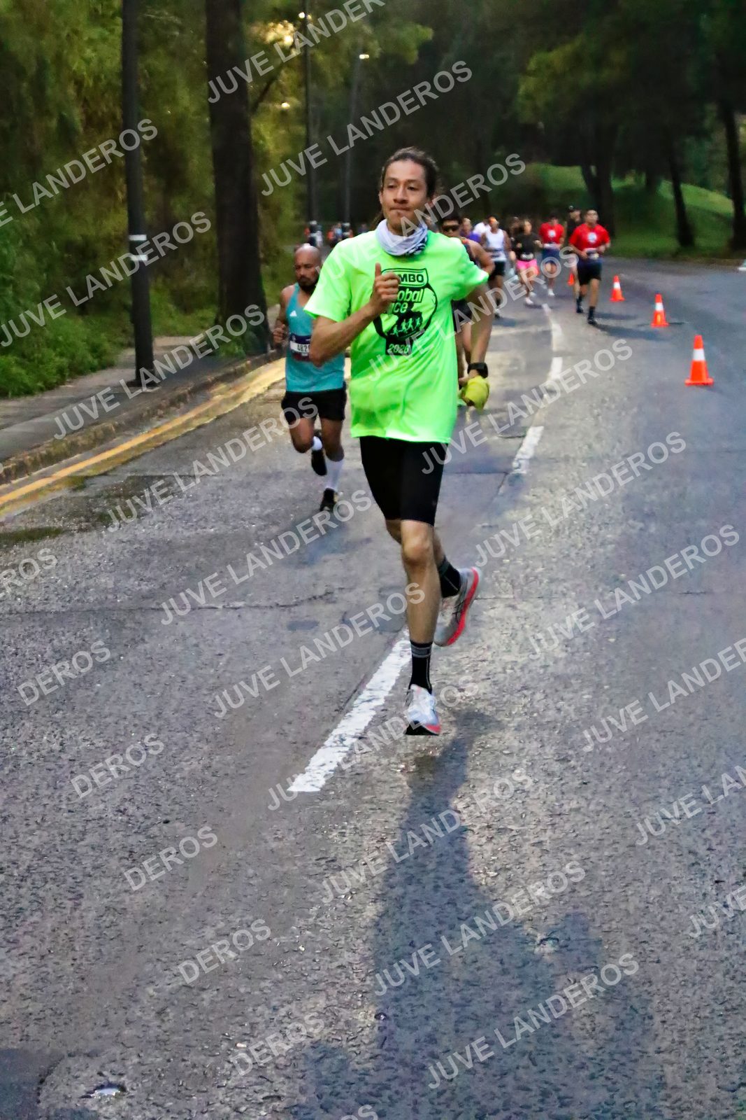 Foto de la CARRERA BIMBO GLOBAL RACE GUADALAJARA en Centro Comercial Andares, Blvd. Puerta de Hierro 4965, Zapopan a las 06:36