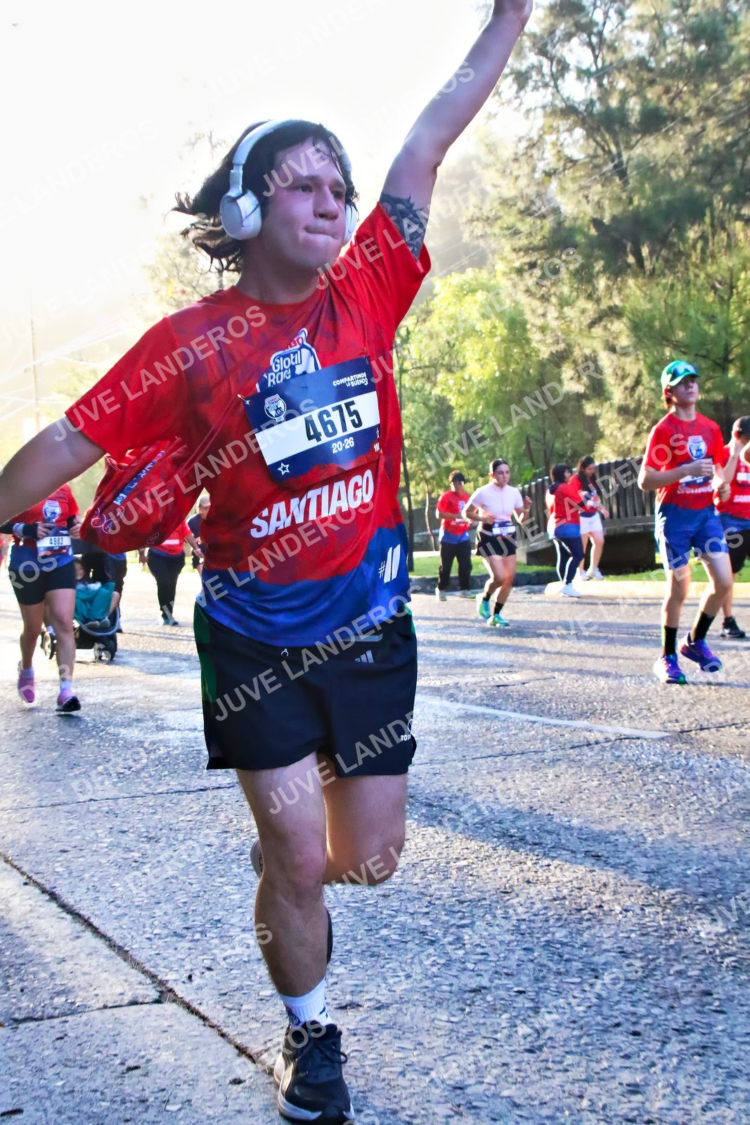 Foto de la CARRERA BIMBO GLOBAL RACE GUADALAJARA en Centro Comercial Andares, Blvd. Puerta de Hierro 4965, Zapopan a las 07:23 · dorsal 4675