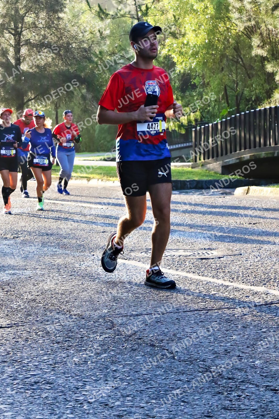 Foto de la CARRERA BIMBO GLOBAL RACE GUADALAJARA en Centro Comercial Andares, Blvd. Puerta de Hierro 4965, Zapopan a las 07:28 · dorsal 4477, 4059, 5337