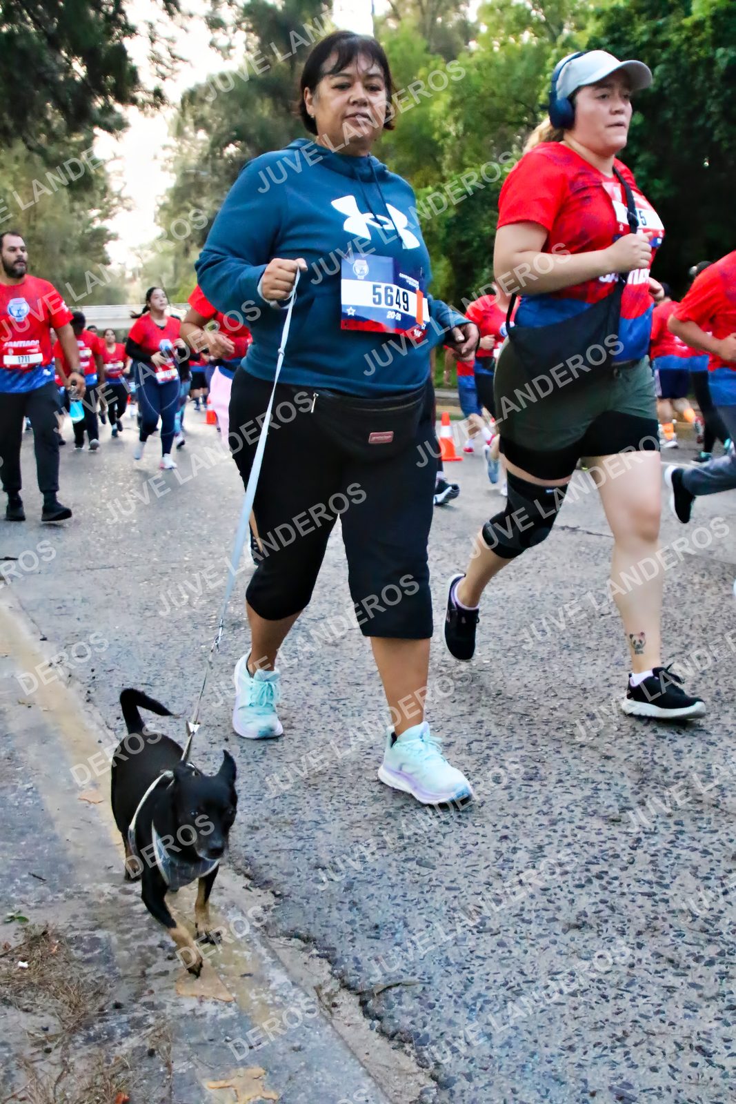 Foto de la CARRERA BIMBO GLOBAL RACE GUADALAJARA en Centro Comercial Andares, Blvd. Puerta de Hierro 4965, Zapopan a las 07:01 · dorsal 5649