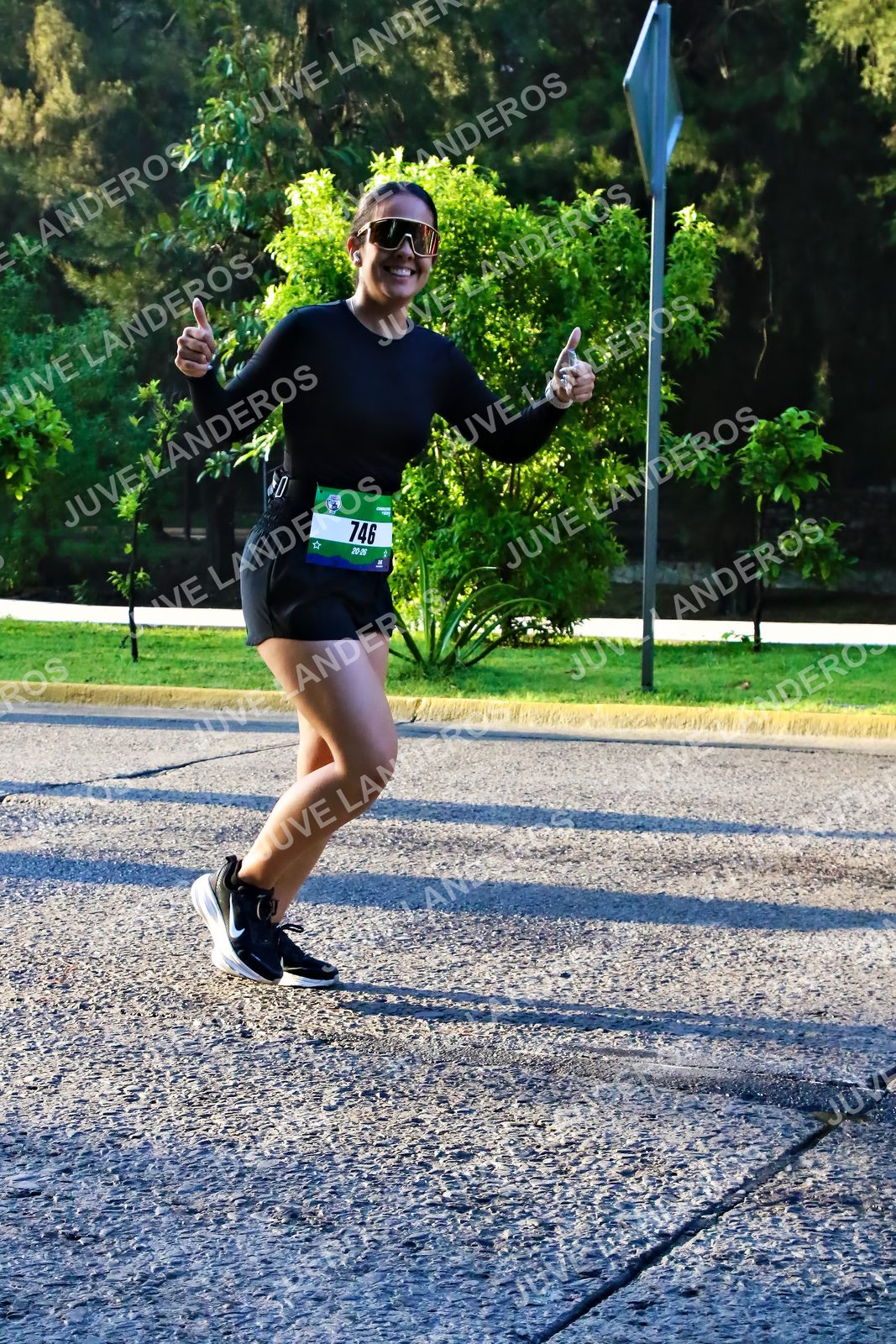 Foto de la CARRERA BIMBO GLOBAL RACE GUADALAJARA en Centro Comercial Andares, Blvd. Puerta de Hierro 4965, Zapopan a las 07:27 · dorsal 746