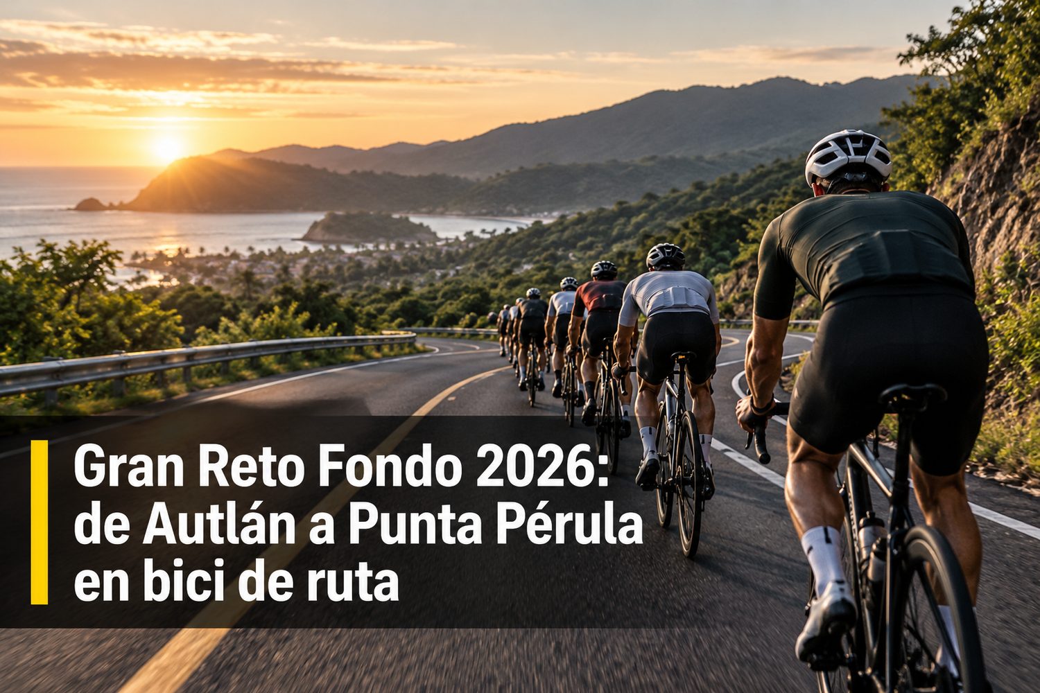 Grupo de ciclistas de ruta rodando por una carretera entre cerros verdes rumbo a la costa sur de Jalisco
