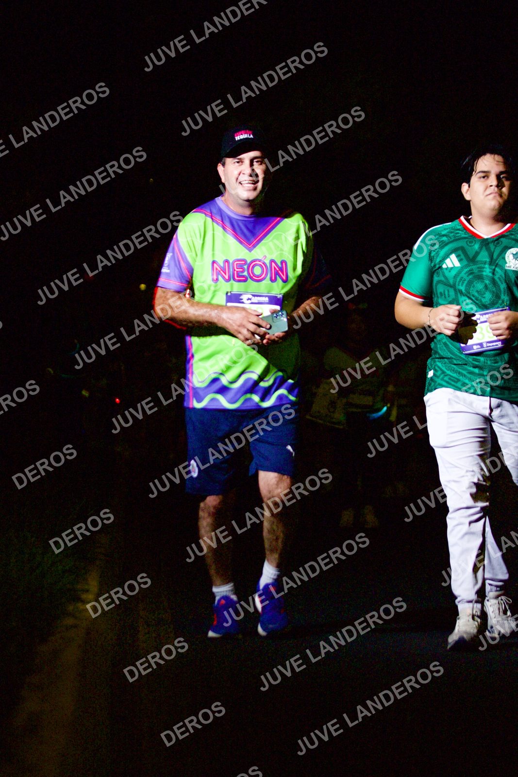 Foto de la Carrera Neón 2026 (Serial Corramos Zapopan) en Parque de las Niñas y los Niños, Blvd. Panamericano 430, Zapopan a las 20:22