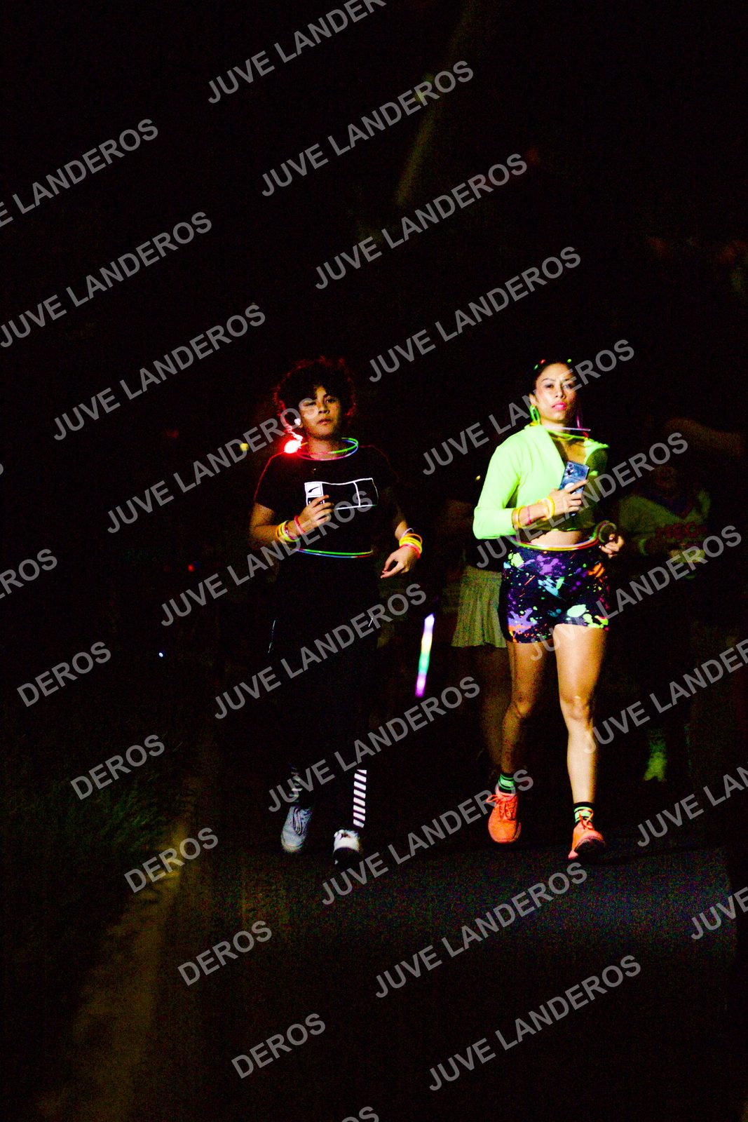 Foto de la Carrera Neón 2026 (Serial Corramos Zapopan) en Parque de las Niñas y los Niños, Blvd. Panamericano 430, Zapopan a las 20:22