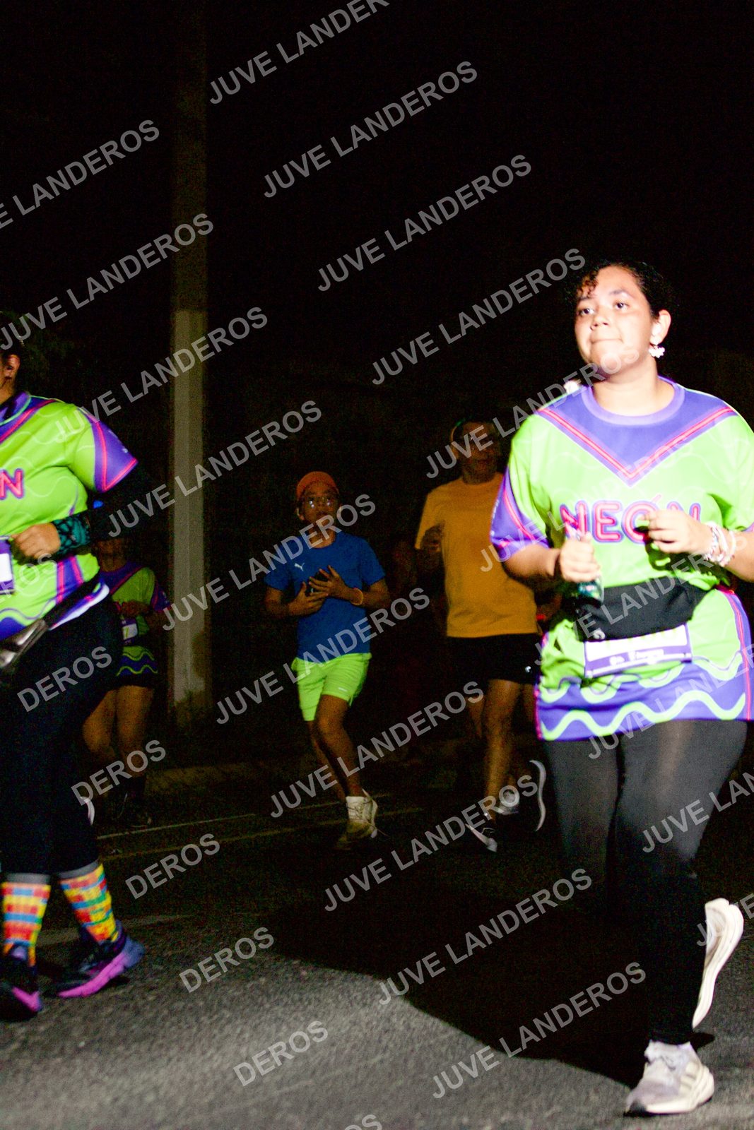 Foto de la Carrera Neón 2026 (Serial Corramos Zapopan) en Parque de las Niñas y los Niños, Blvd. Panamericano 430, Zapopan a las 20:31