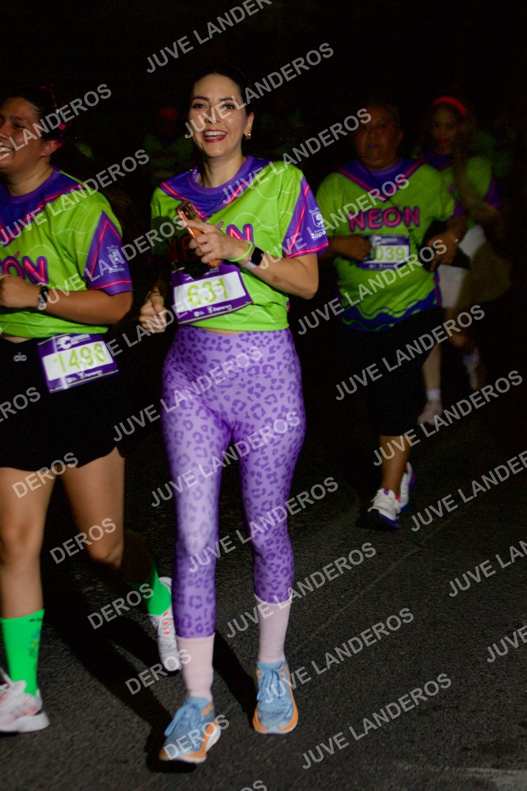 Foto de la Carrera Neón 2026 (Serial Corramos Zapopan) en Parque de las Niñas y los Niños, Blvd. Panamericano 430, Zapopan a las 20:37 · dorsal 631, 1496, 39