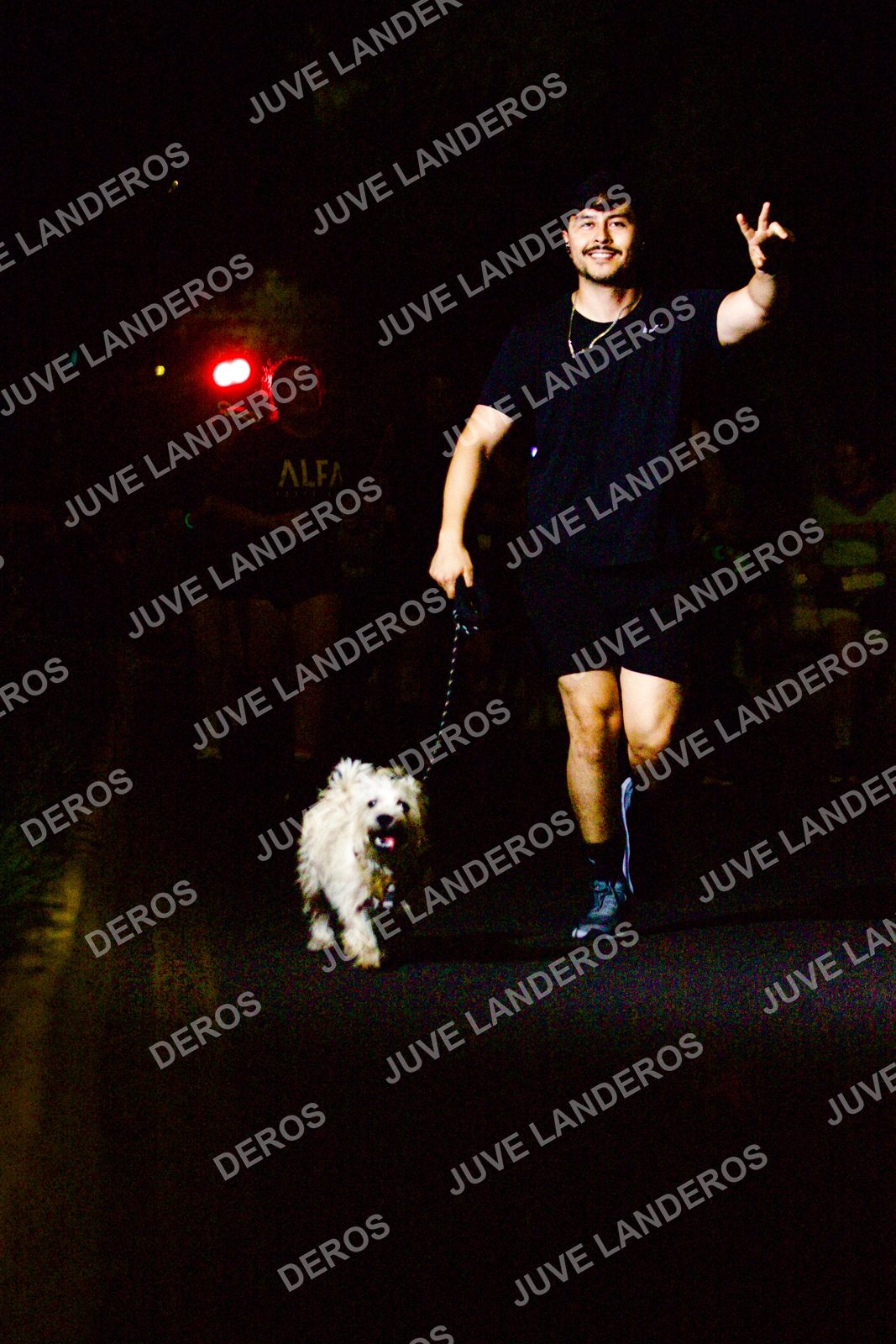 Foto de la Carrera Neón 2026 (Serial Corramos Zapopan) en Parque de las Niñas y los Niños, Blvd. Panamericano 430, Zapopan a las 20:16