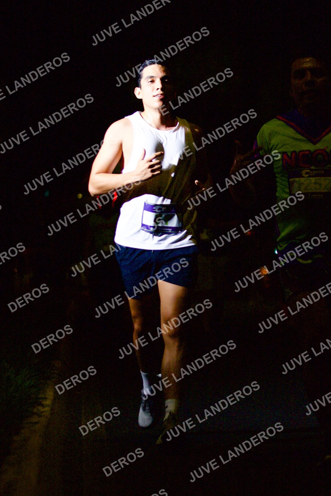 Foto de la Carrera Neón 2026 (Serial Corramos Zapopan) en Parque de las Niñas y los Niños, Blvd. Panamericano 430, Zapopan a las 20:12