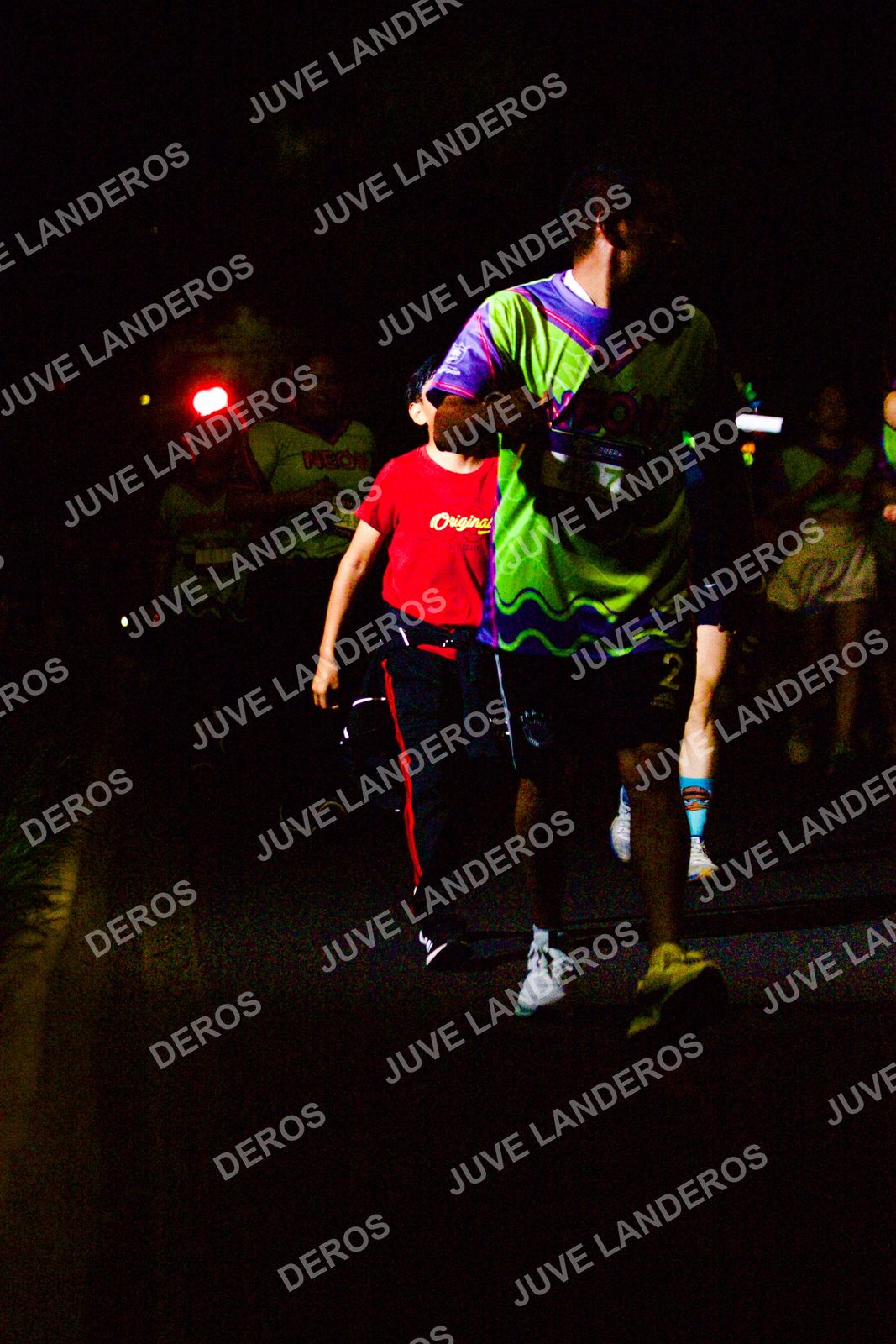 Foto de la Carrera Neón 2026 (Serial Corramos Zapopan) en Parque de las Niñas y los Niños, Blvd. Panamericano 430, Zapopan a las 20:19