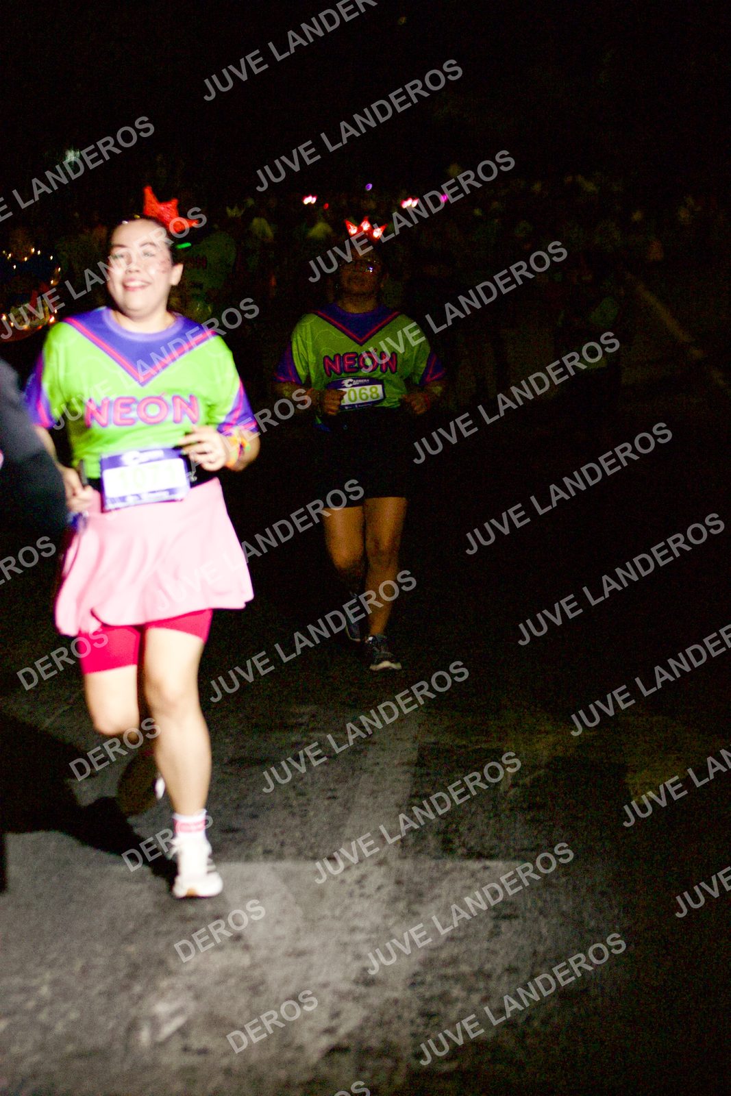 Foto de la Carrera Neón 2026 (Serial Corramos Zapopan) en Parque de las Niñas y los Niños, Blvd. Panamericano 430, Zapopan a las 20:33 · dorsal 68