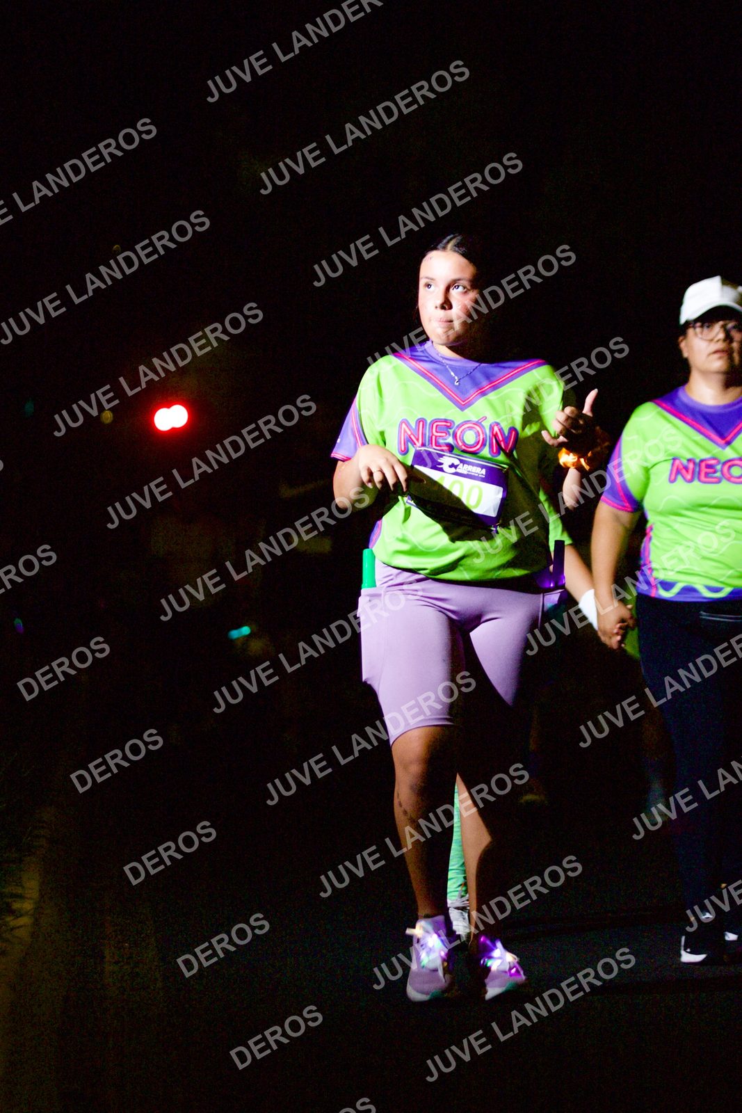 Foto de la Carrera Neón 2026 (Serial Corramos Zapopan) en Parque de las Niñas y los Niños, Blvd. Panamericano 430, Zapopan a las 20:22