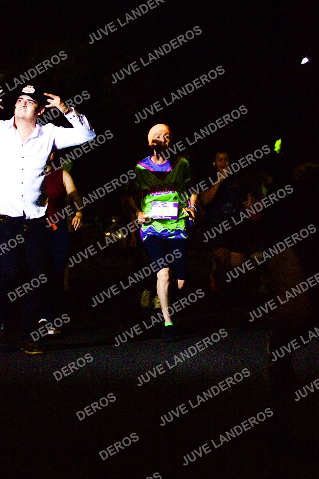 Foto de la Carrera Neón 2026 (Serial Corramos Zapopan) en Parque de las Niñas y los Niños, Blvd. Panamericano 430, Zapopan a las 20:14
