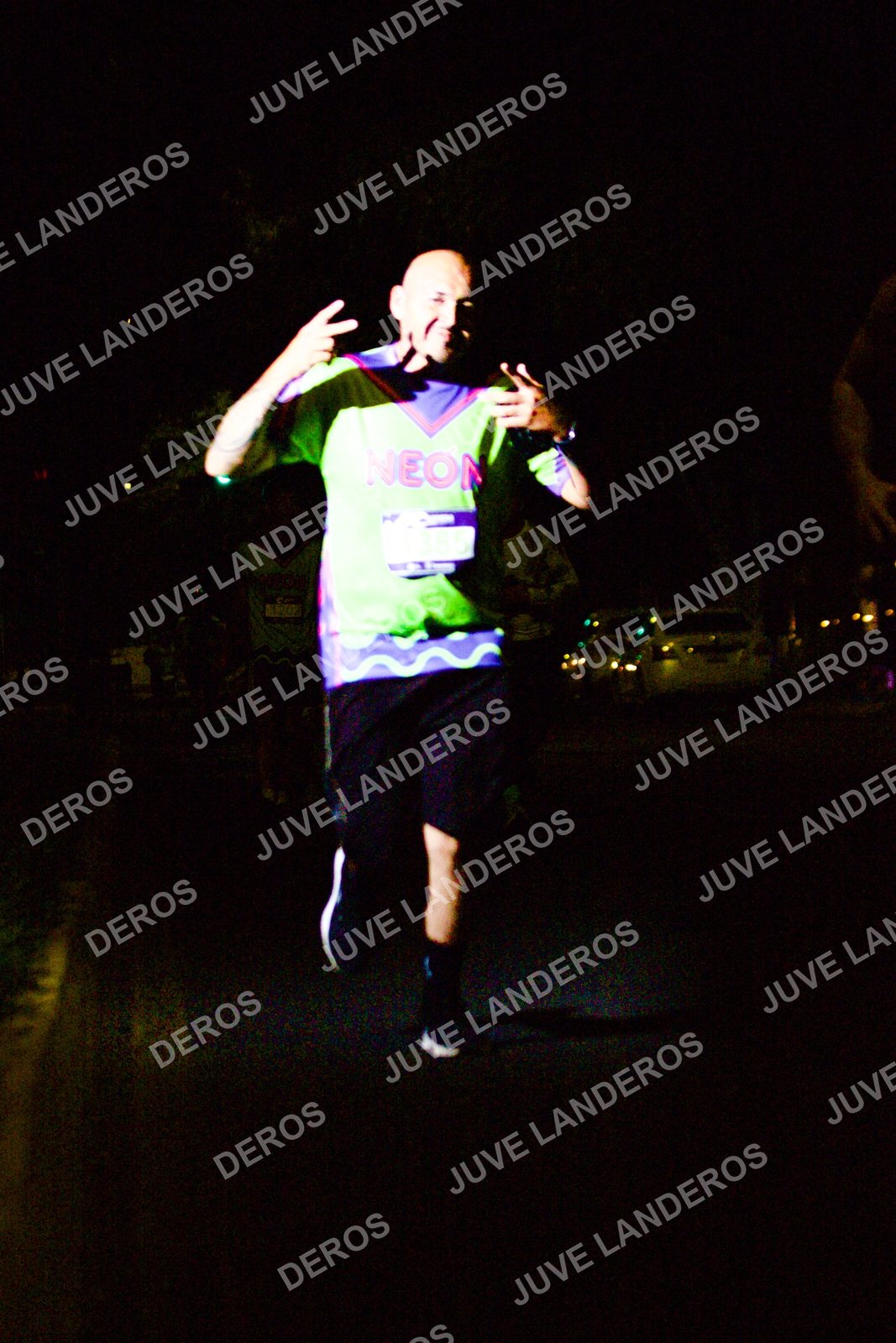 Foto de la Carrera Neón 2026 (Serial Corramos Zapopan) en Parque de las Niñas y los Niños, Blvd. Panamericano 430, Zapopan a las 20:11