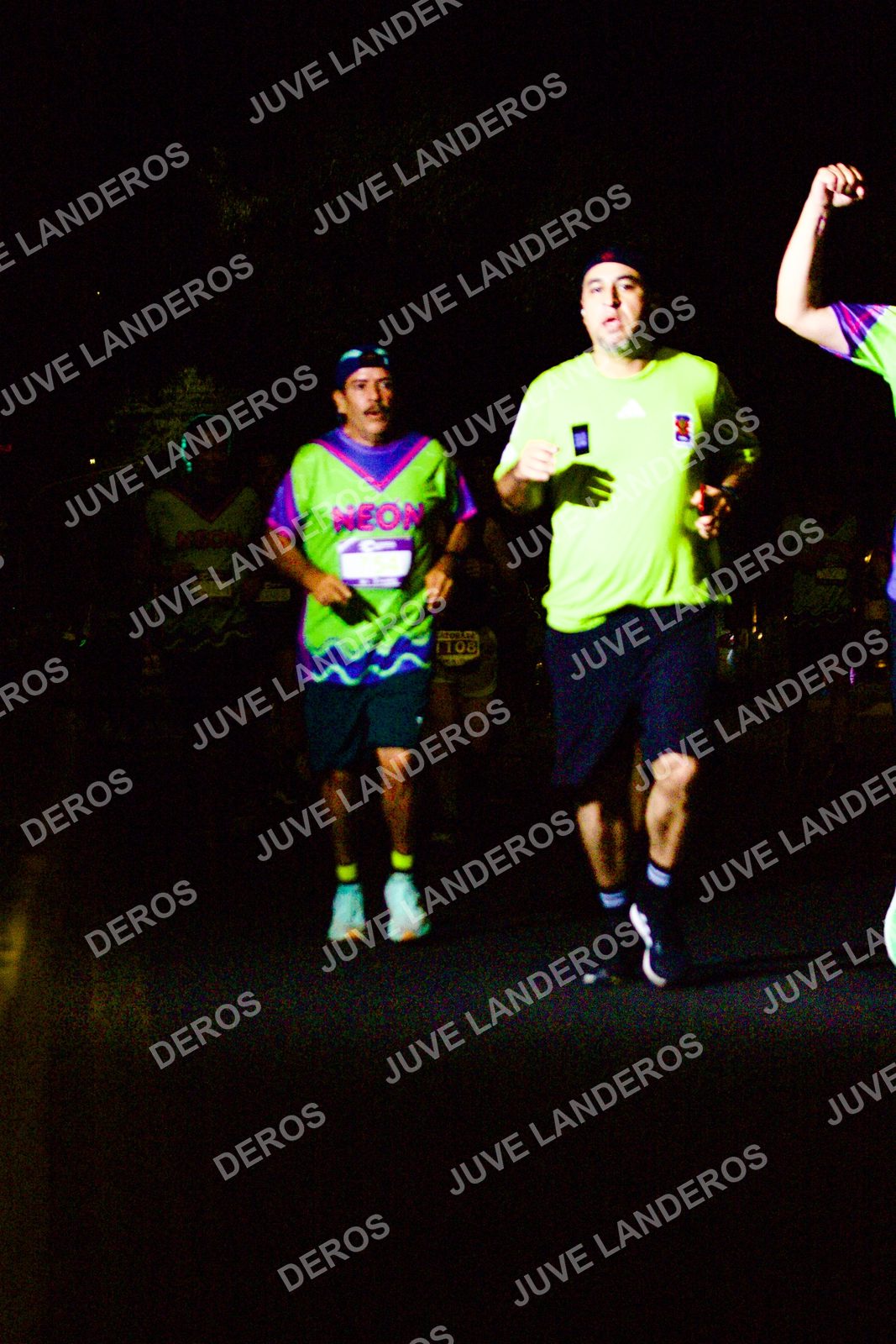 Foto de la Carrera Neón 2026 (Serial Corramos Zapopan) en Parque de las Niñas y los Niños, Blvd. Panamericano 430, Zapopan a las 20:14