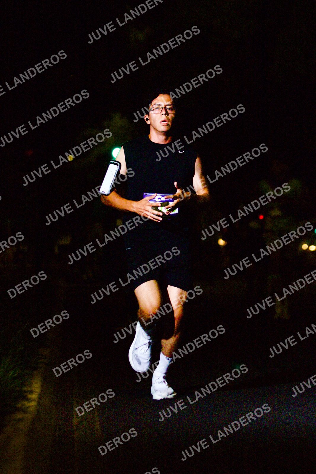 Foto de la Carrera Neón 2026 (Serial Corramos Zapopan) en Parque de las Niñas y los Niños, Blvd. Panamericano 430, Zapopan a las 20:10