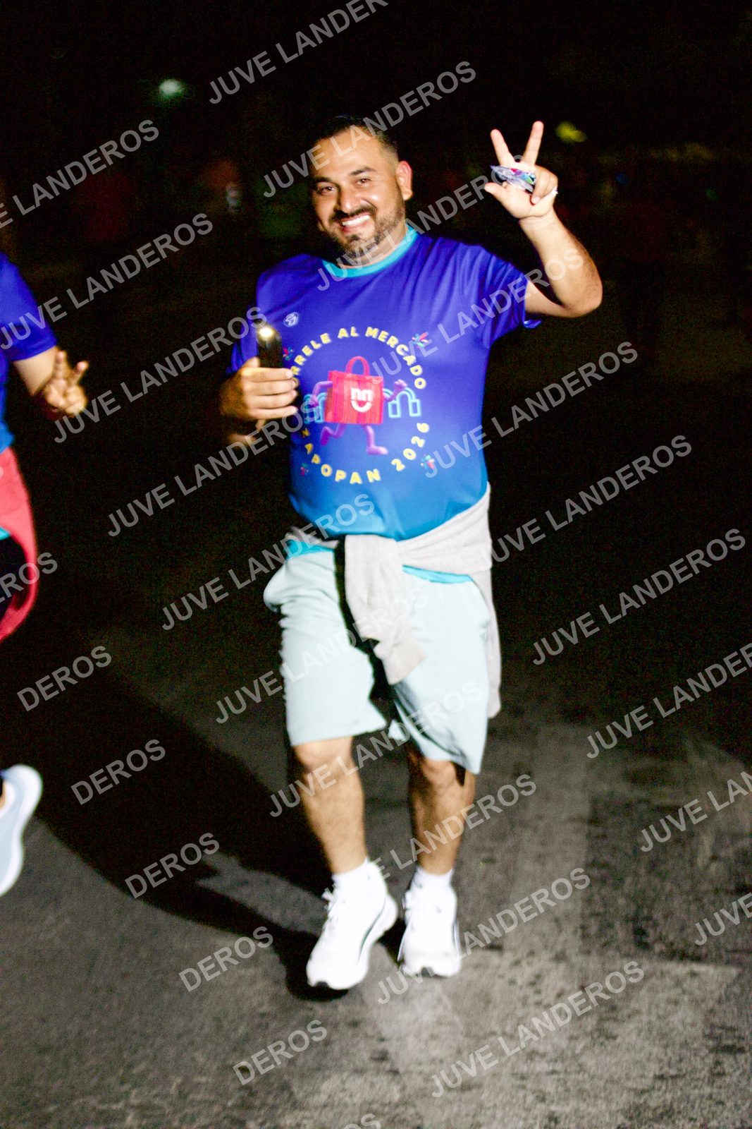Foto de la Carrera Neón 2026 (Serial Corramos Zapopan) en Parque de las Niñas y los Niños, Blvd. Panamericano 430, Zapopan a las 20:37