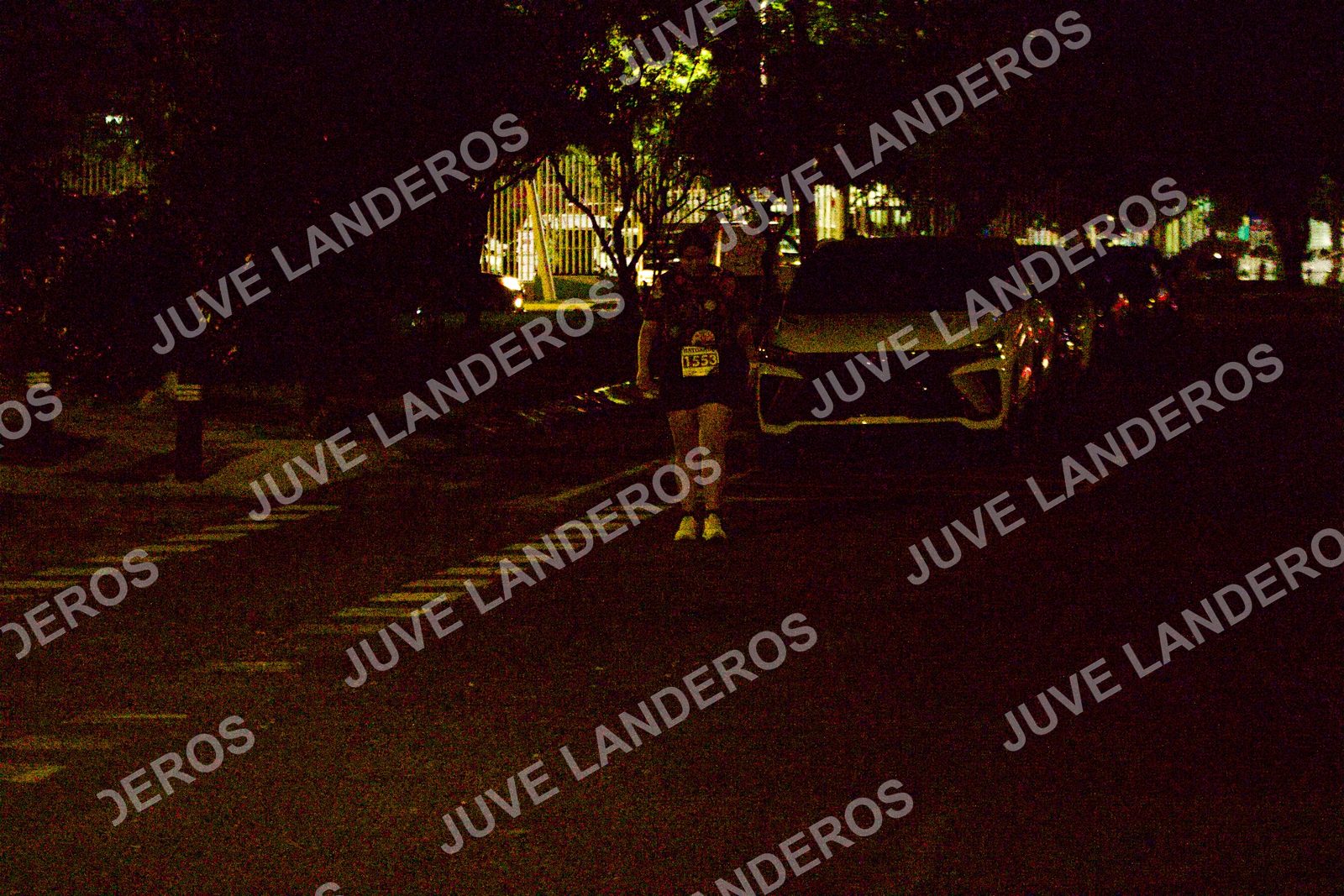 Foto de la Carrera Neón 2026 (Serial Corramos Zapopan) en Parque de las Niñas y los Niños, Blvd. Panamericano 430, Zapopan a las 20:42 · dorsal 1553