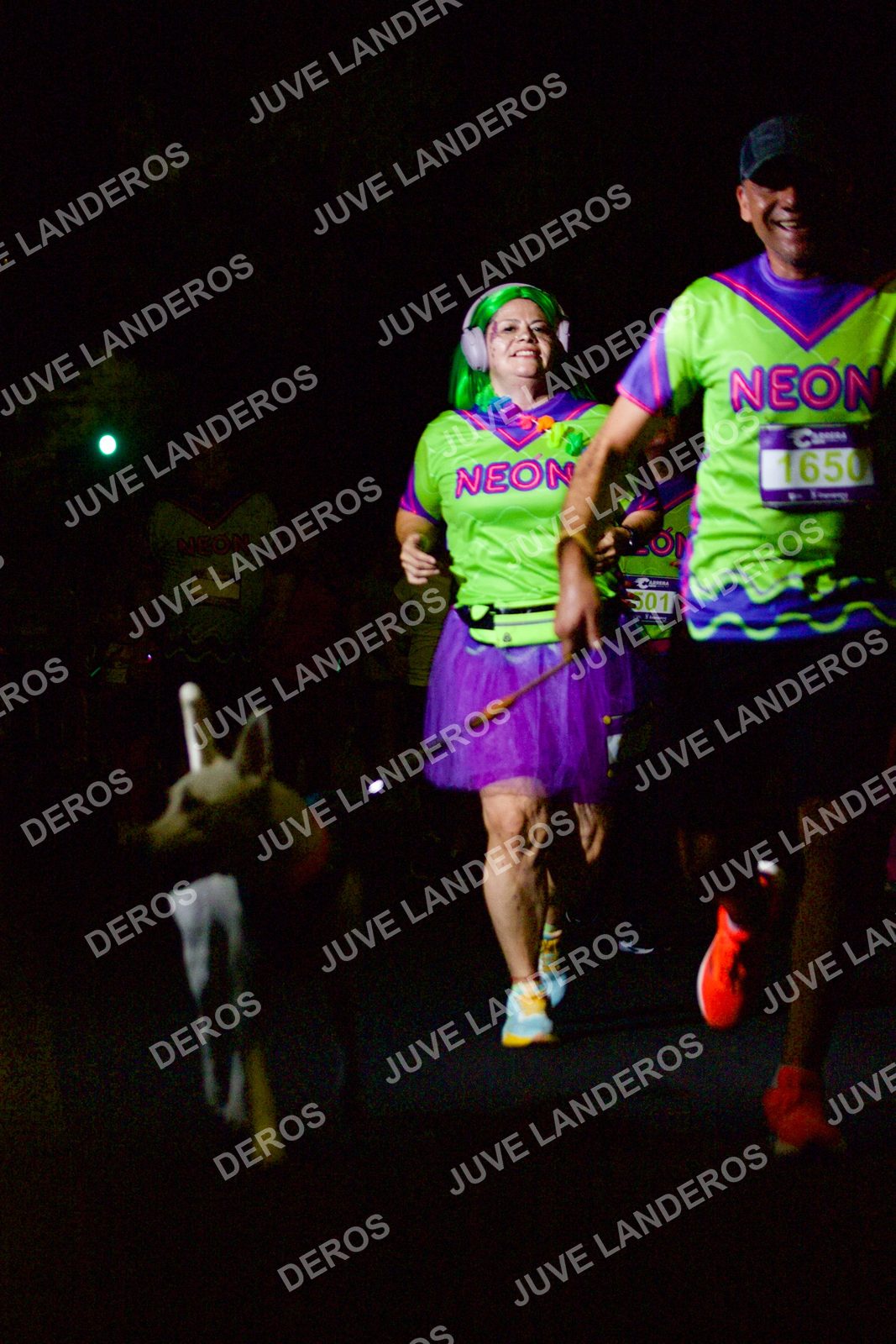 Foto de la Carrera Neón 2026 (Serial Corramos Zapopan) en Parque de las Niñas y los Niños, Blvd. Panamericano 430, Zapopan a las 20:23 · dorsal 1650, 501