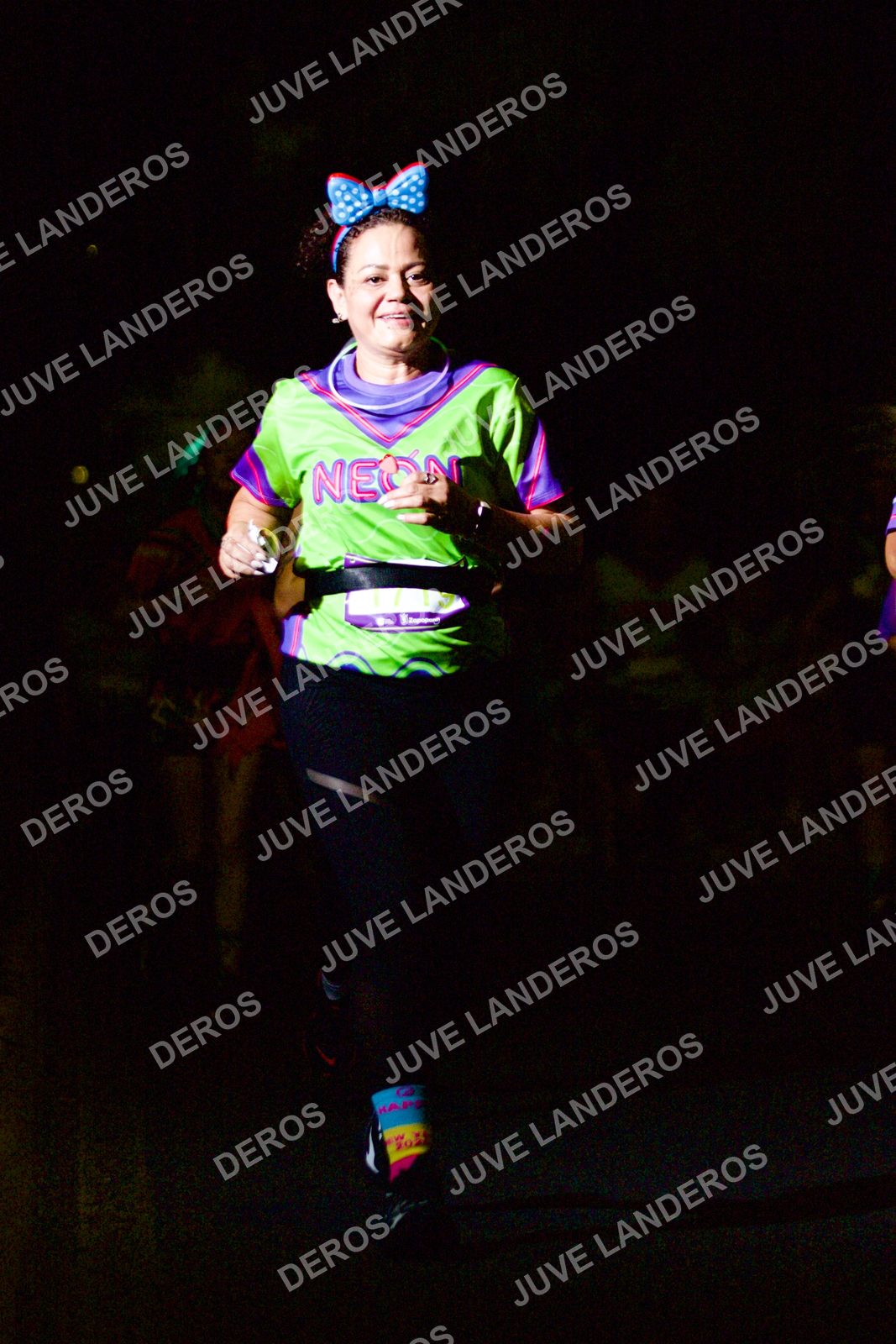 Foto de la Carrera Neón 2026 (Serial Corramos Zapopan) en Parque de las Niñas y los Niños, Blvd. Panamericano 430, Zapopan a las 20:19
