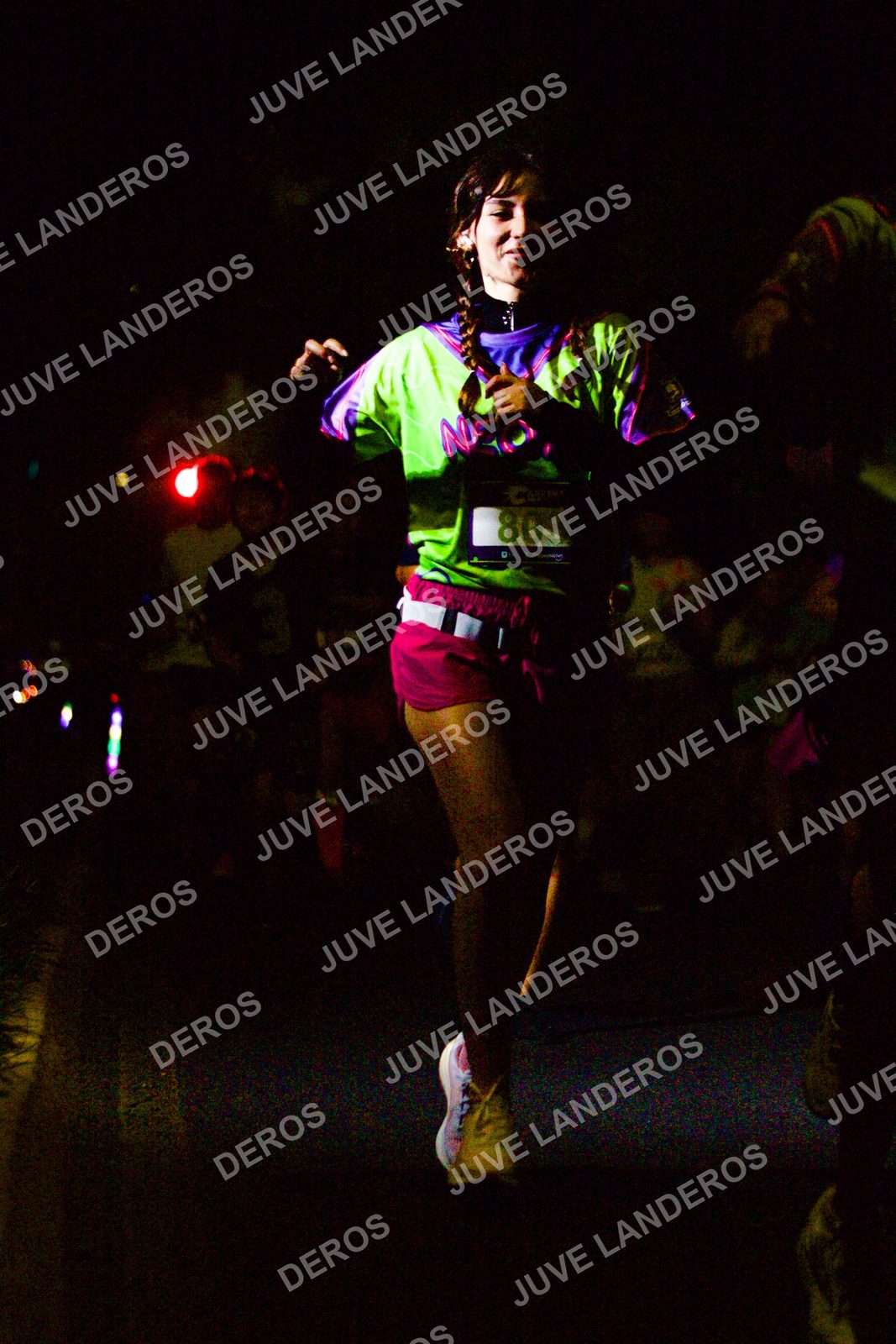 Foto de la Carrera Neón 2026 (Serial Corramos Zapopan) en Parque de las Niñas y los Niños, Blvd. Panamericano 430, Zapopan a las 20:18