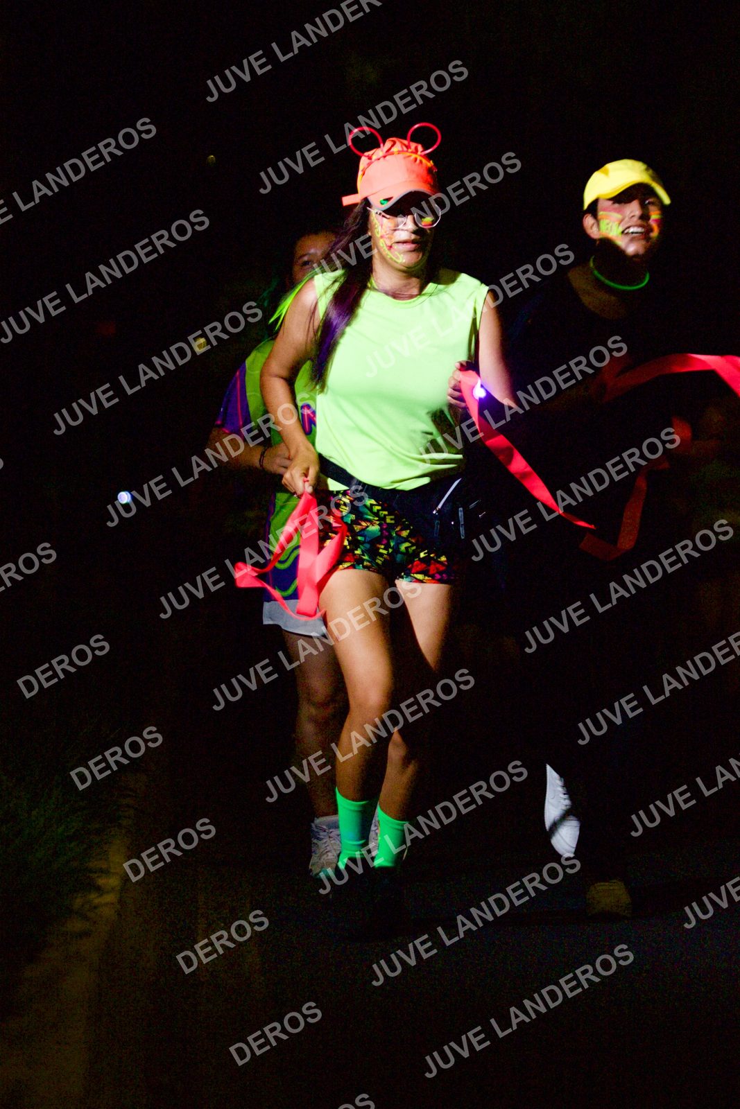 Foto de la Carrera Neón 2026 (Serial Corramos Zapopan) en Parque de las Niñas y los Niños, Blvd. Panamericano 430, Zapopan a las 20:19
