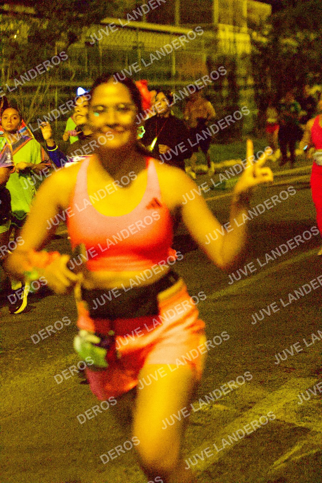 Foto de la Carrera Neón 2026 (Serial Corramos Zapopan) en Parque de las Niñas y los Niños, Blvd. Panamericano 430, Zapopan a las 20:27
