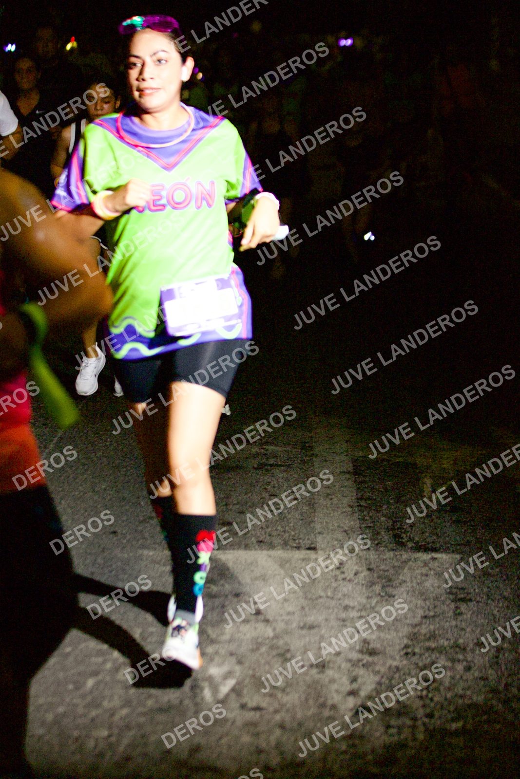 Foto de la Carrera Neón 2026 (Serial Corramos Zapopan) en Parque de las Niñas y los Niños, Blvd. Panamericano 430, Zapopan a las 20:32