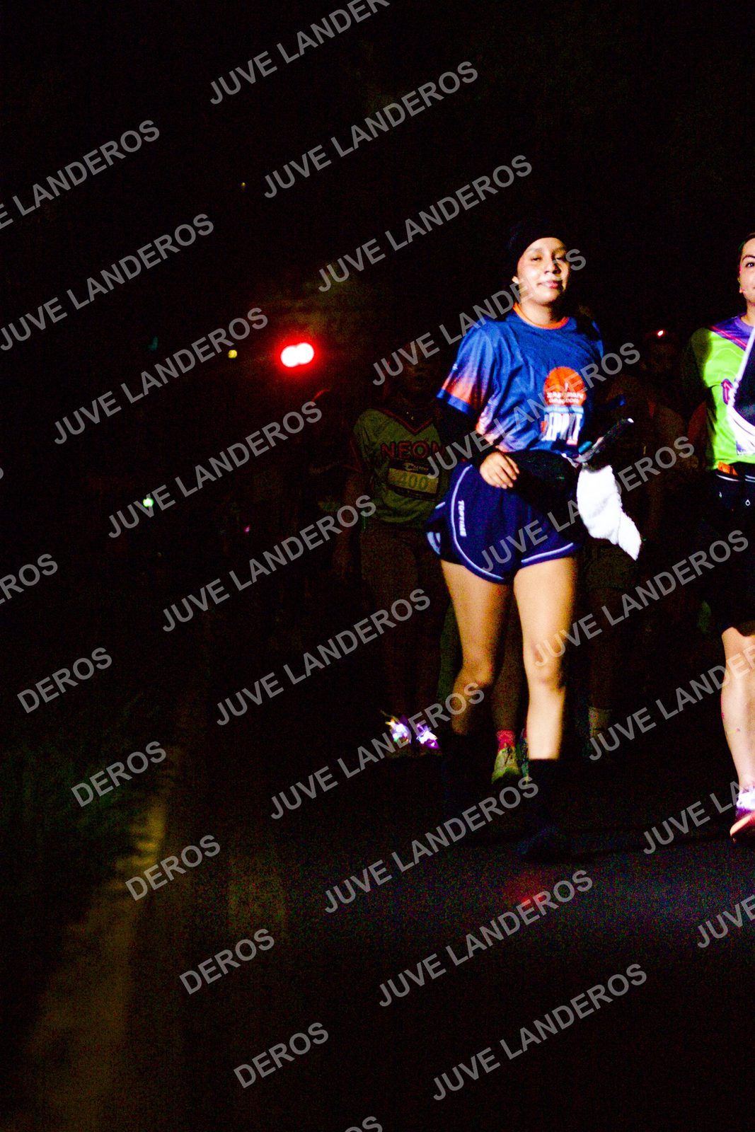 Foto de la Carrera Neón 2026 (Serial Corramos Zapopan) en Parque de las Niñas y los Niños, Blvd. Panamericano 430, Zapopan a las 20:21