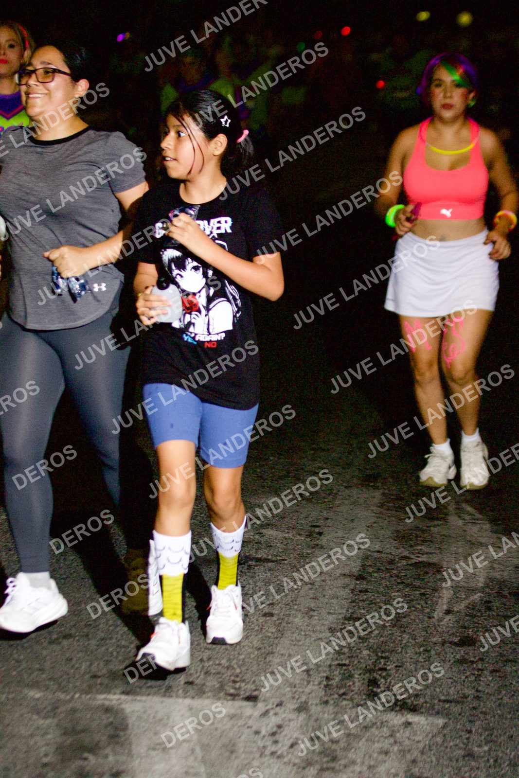 Foto de la Carrera Neón 2026 (Serial Corramos Zapopan) en Parque de las Niñas y los Niños, Blvd. Panamericano 430, Zapopan a las 20:37