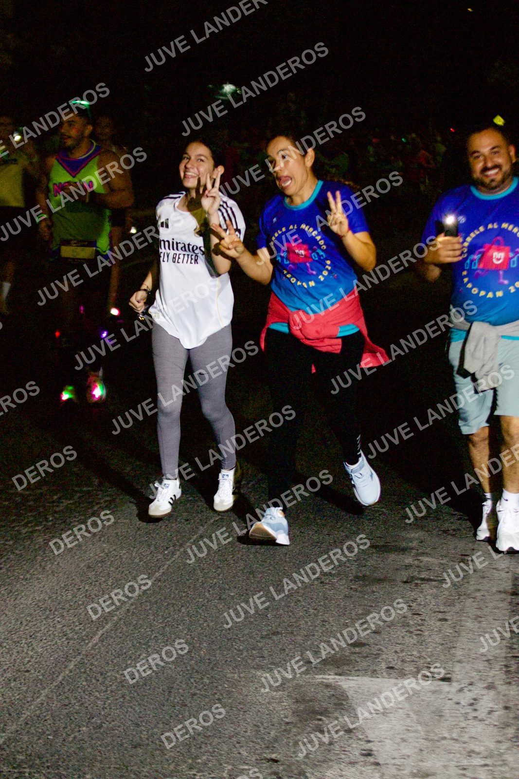Foto de la Carrera Neón 2026 (Serial Corramos Zapopan) en Parque de las Niñas y los Niños, Blvd. Panamericano 430, Zapopan a las 20:37