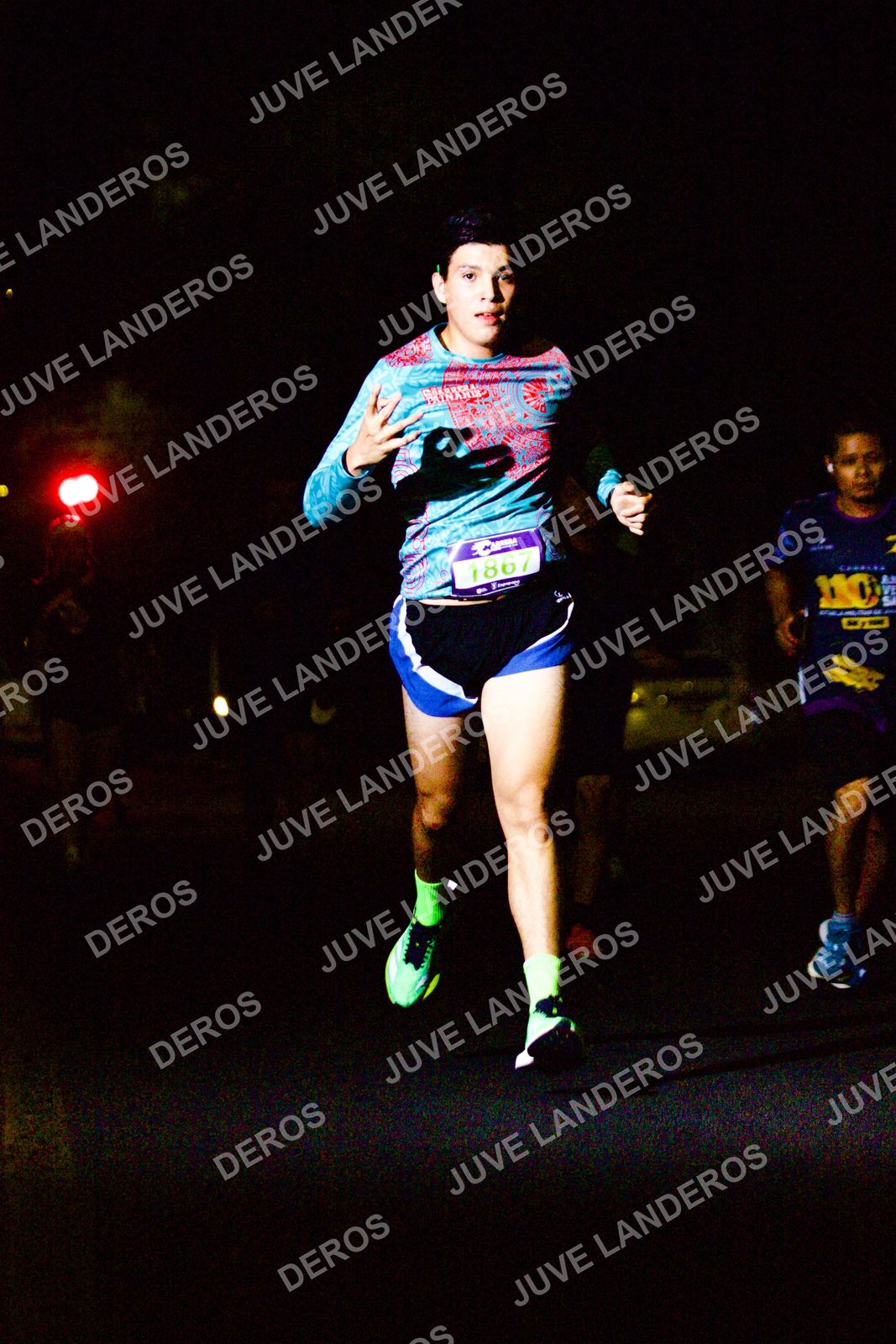 Foto de la Carrera Neón 2026 (Serial Corramos Zapopan) en Parque de las Niñas y los Niños, Blvd. Panamericano 430, Zapopan a las 20:08