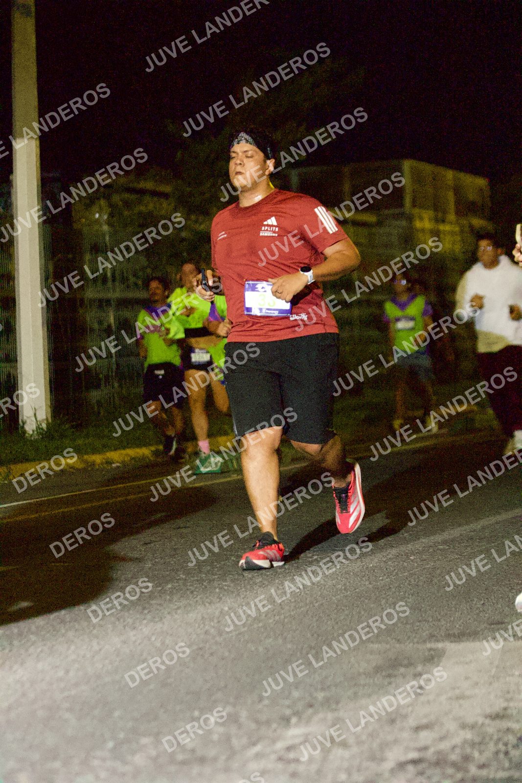 Foto de la Carrera Neón 2026 (Serial Corramos Zapopan) en Parque de las Niñas y los Niños, Blvd. Panamericano 430, Zapopan a las 20:28