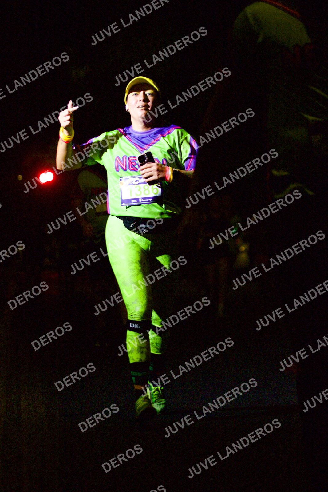 Foto de la Carrera Neón 2026 (Serial Corramos Zapopan) en Parque de las Niñas y los Niños, Blvd. Panamericano 430, Zapopan a las 20:12