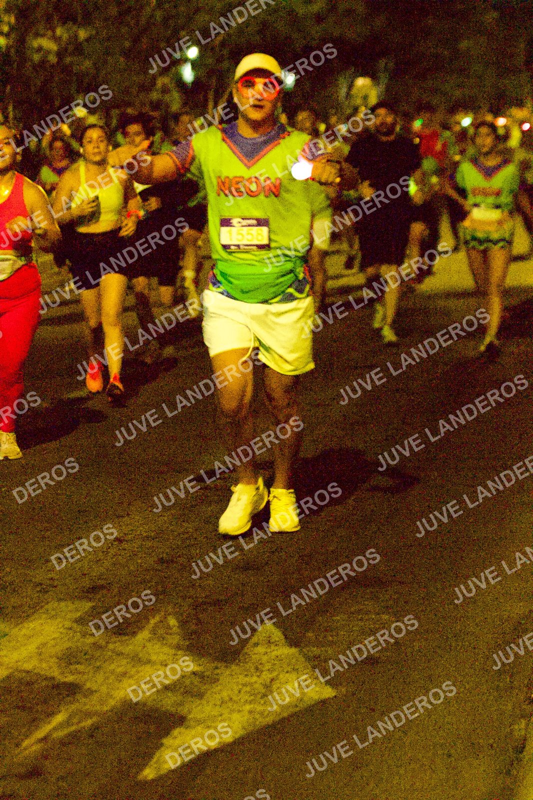 Foto de la Carrera Neón 2026 (Serial Corramos Zapopan) en Parque de las Niñas y los Niños, Blvd. Panamericano 430, Zapopan a las 20:27