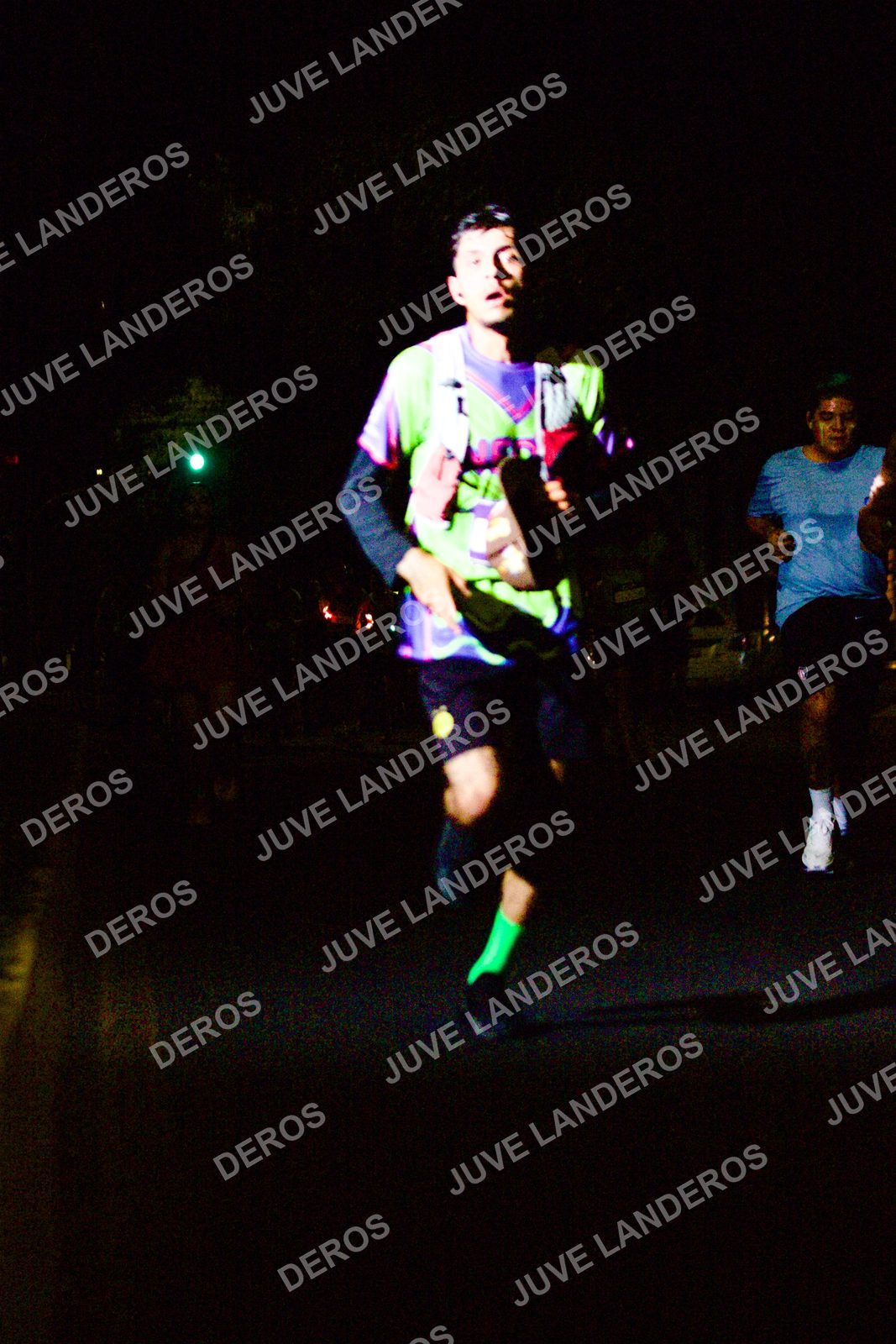 Foto de la Carrera Neón 2026 (Serial Corramos Zapopan) en Parque de las Niñas y los Niños, Blvd. Panamericano 430, Zapopan a las 20:12