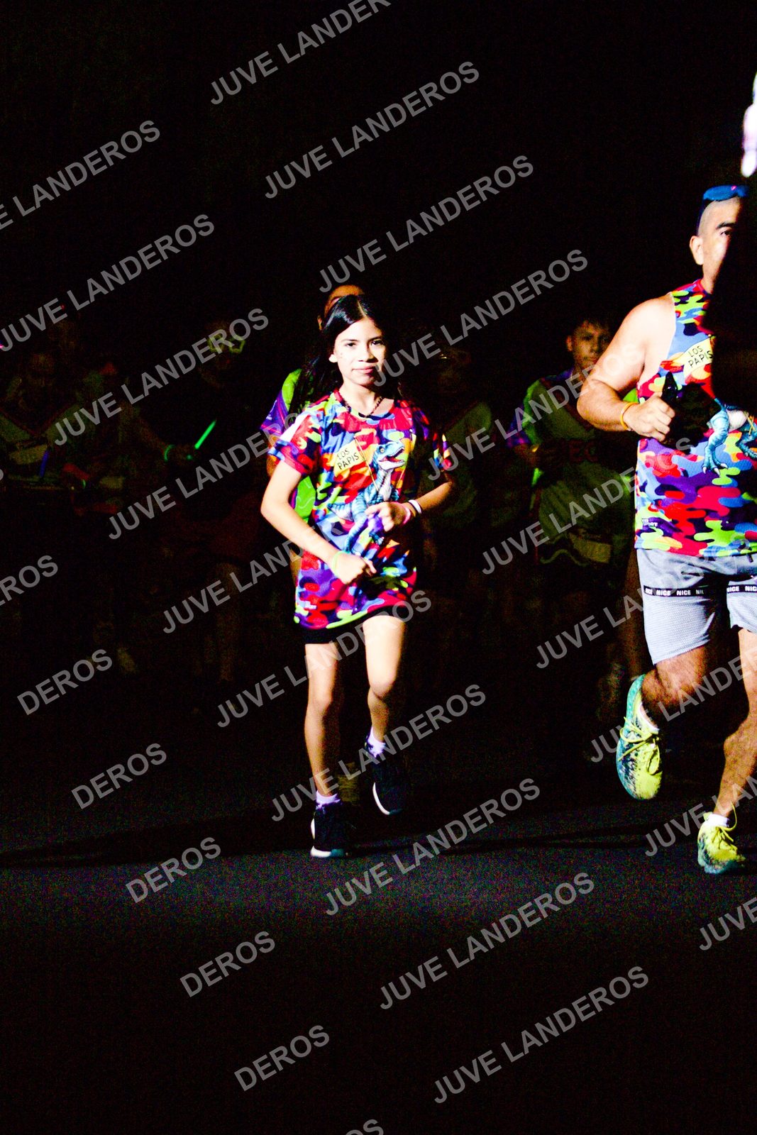 Foto de la Carrera Neón 2026 (Serial Corramos Zapopan) en Parque de las Niñas y los Niños, Blvd. Panamericano 430, Zapopan a las 20:18