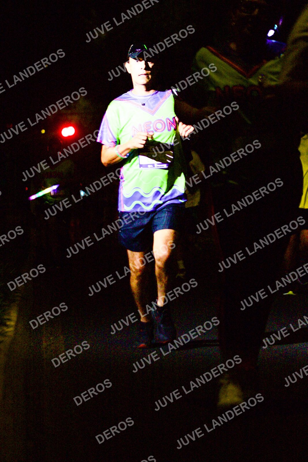 Foto de la Carrera Neón 2026 (Serial Corramos Zapopan) en Parque de las Niñas y los Niños, Blvd. Panamericano 430, Zapopan a las 20:15