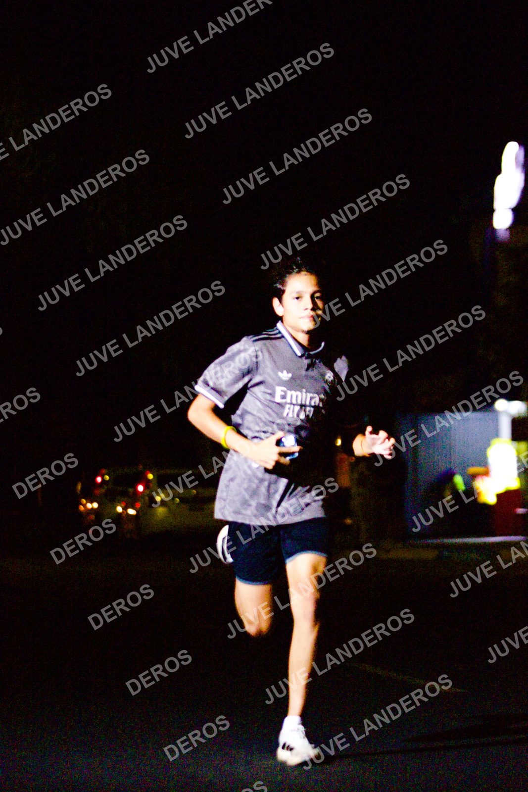 Foto de la Carrera Neón 2026 (Serial Corramos Zapopan) en Parque de las Niñas y los Niños, Blvd. Panamericano 430, Zapopan a las 20:09