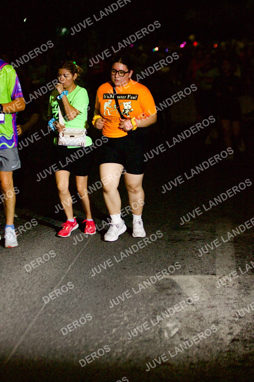 Foto de la Carrera Neón 2026 (Serial Corramos Zapopan) en Parque de las Niñas y los Niños, Blvd. Panamericano 430, Zapopan a las 20:32