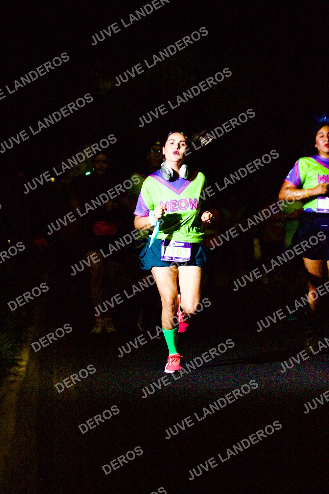 Foto de la Carrera Neón 2026 (Serial Corramos Zapopan) en Parque de las Niñas y los Niños, Blvd. Panamericano 430, Zapopan a las 20:13