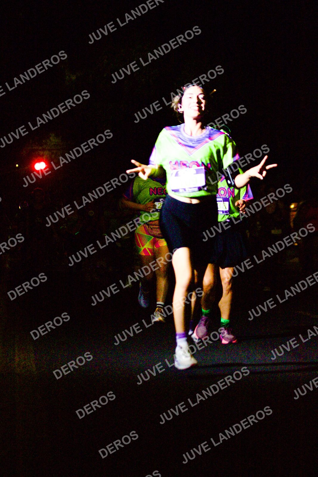 Foto de la Carrera Neón 2026 (Serial Corramos Zapopan) en Parque de las Niñas y los Niños, Blvd. Panamericano 430, Zapopan a las 20:16