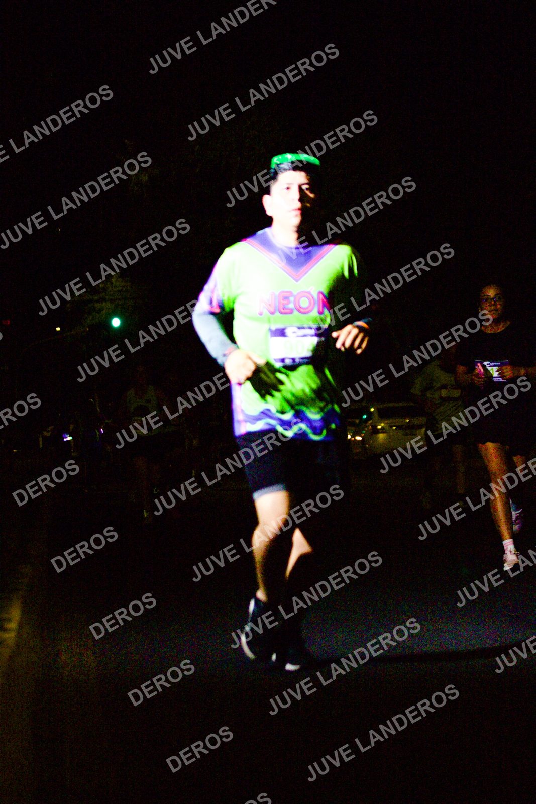 Foto de la Carrera Neón 2026 (Serial Corramos Zapopan) en Parque de las Niñas y los Niños, Blvd. Panamericano 430, Zapopan a las 20:12