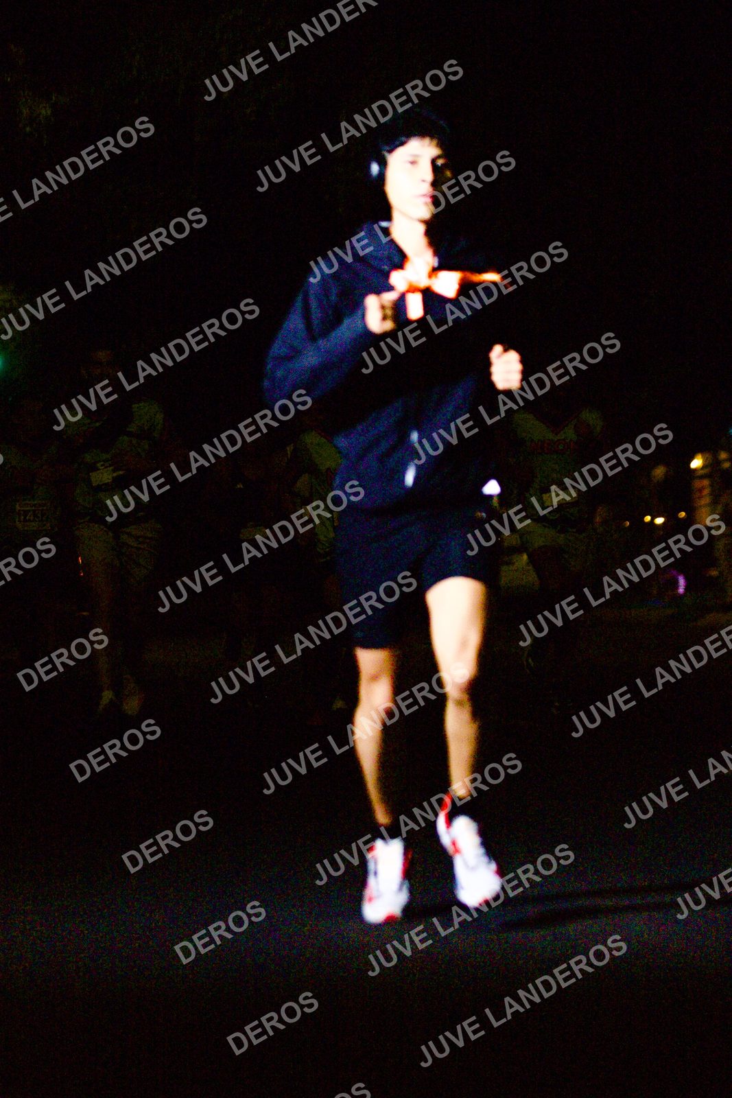 Foto de la Carrera Neón 2026 (Serial Corramos Zapopan) en Parque de las Niñas y los Niños, Blvd. Panamericano 430, Zapopan a las 20:10
