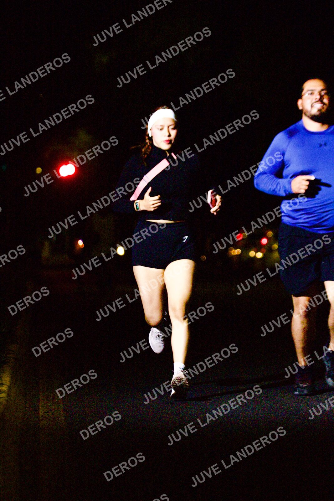 Foto de la Carrera Neón 2026 (Serial Corramos Zapopan) en Parque de las Niñas y los Niños, Blvd. Panamericano 430, Zapopan a las 20:09