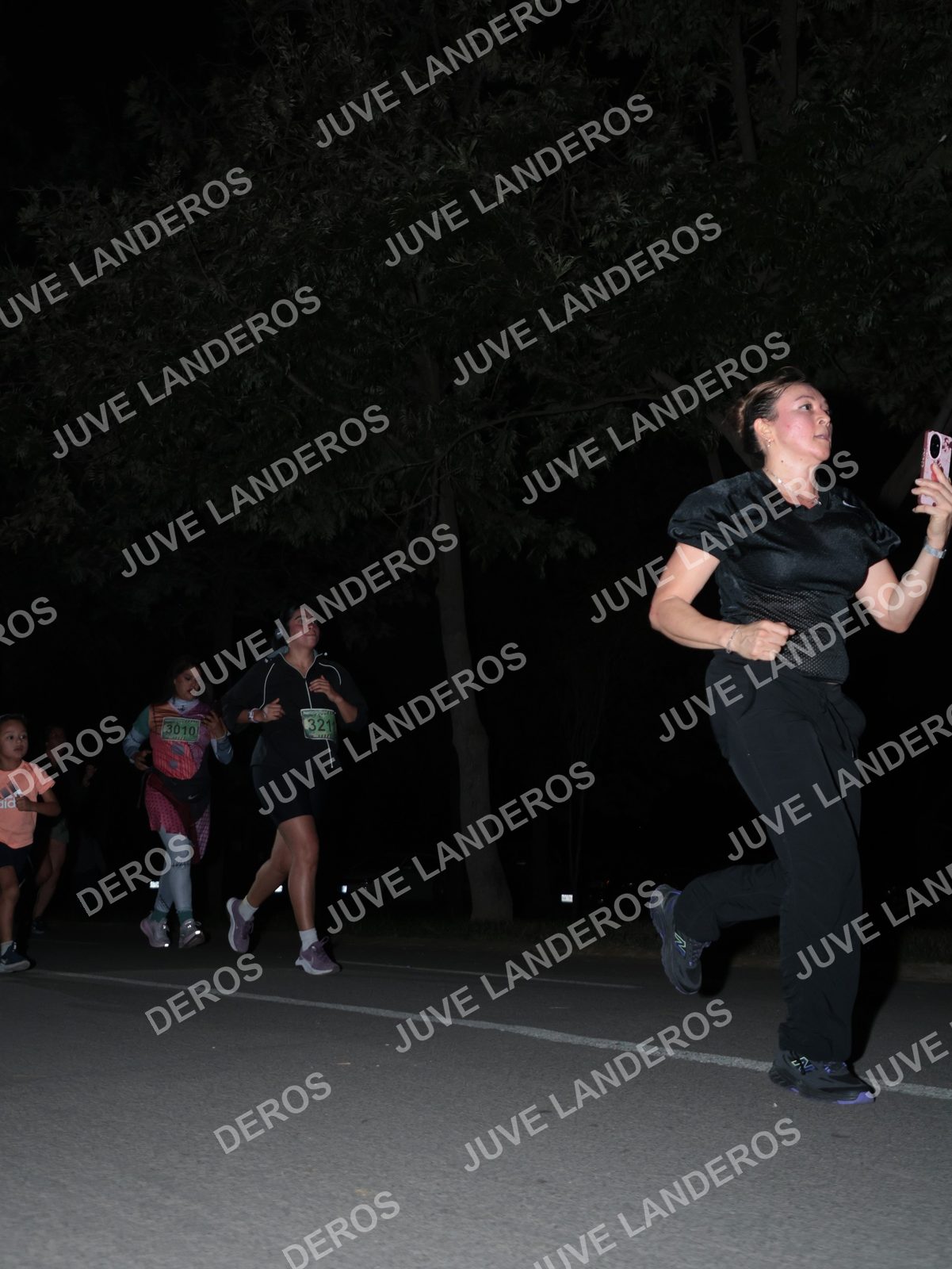 Foto de la Carrera Nocturna de Zombies Parque Metropolitano 2026 en Parque Metropolitano de Guadalajara, Zapopan, Jalisco a las 20:47 · dorsal 321, 3010