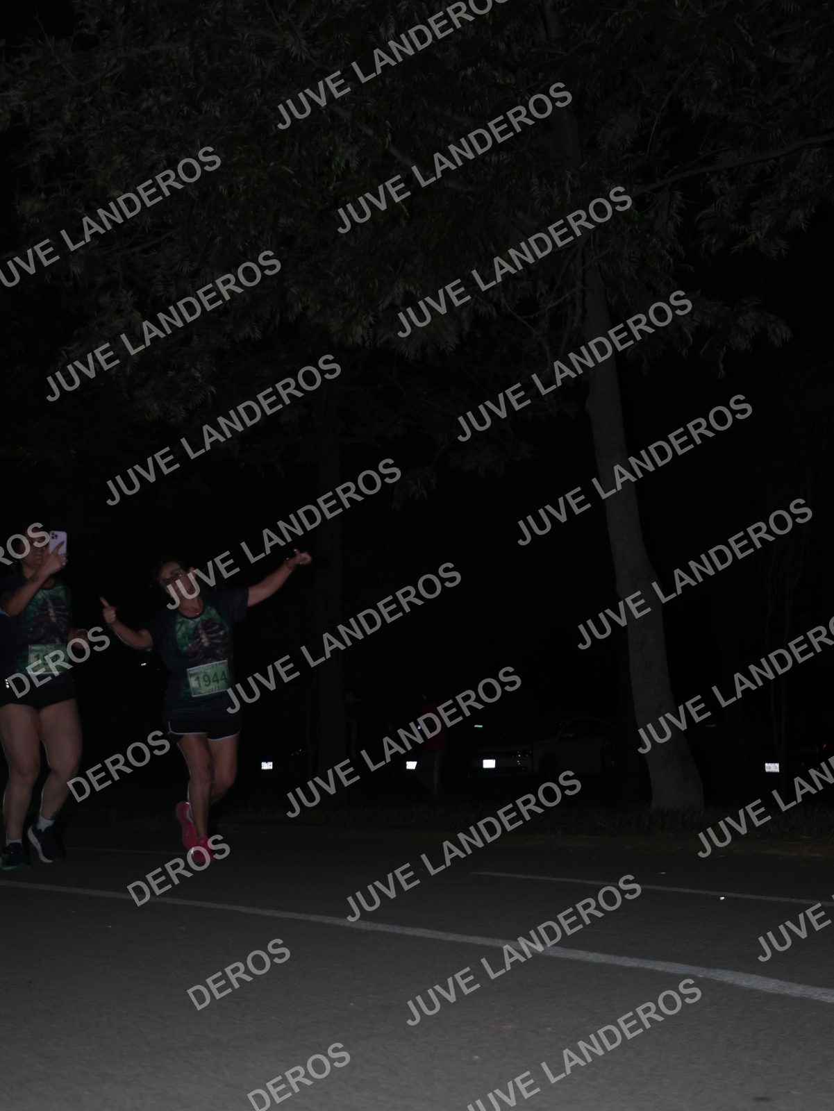 Foto de la Carrera Nocturna de Zombies Parque Metropolitano 2026 en Parque Metropolitano de Guadalajara, Zapopan, Jalisco a las 20:55 · dorsal 1944, 1946
