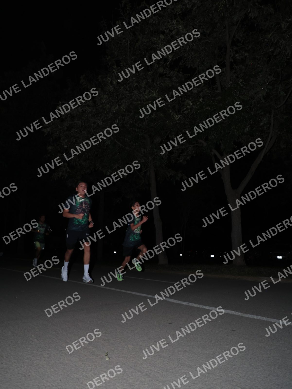 Foto de la Carrera Nocturna de Zombies Parque Metropolitano 2026 en Parque Metropolitano de Guadalajara, Zapopan, Jalisco a las 20:41