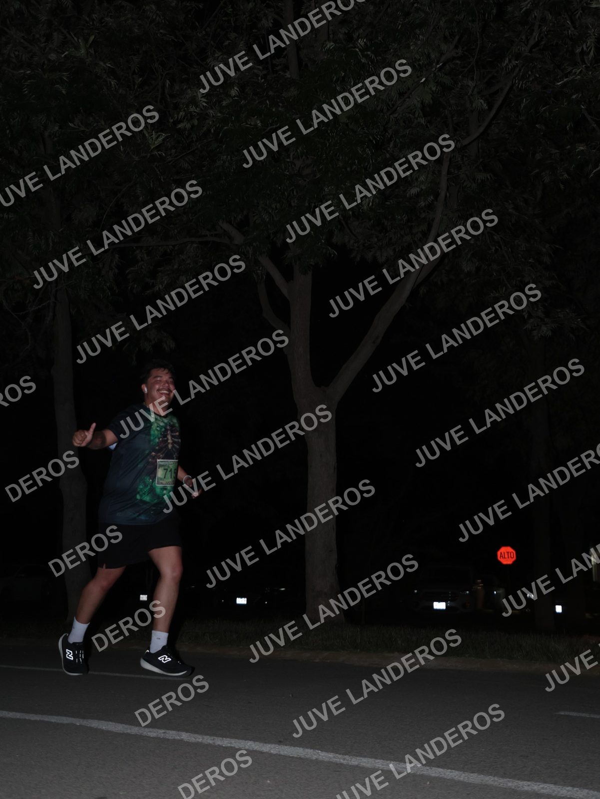 Foto de la Carrera Nocturna de Zombies Parque Metropolitano 2026 en Parque Metropolitano de Guadalajara, Zapopan, Jalisco a las 20:44 · dorsal 71